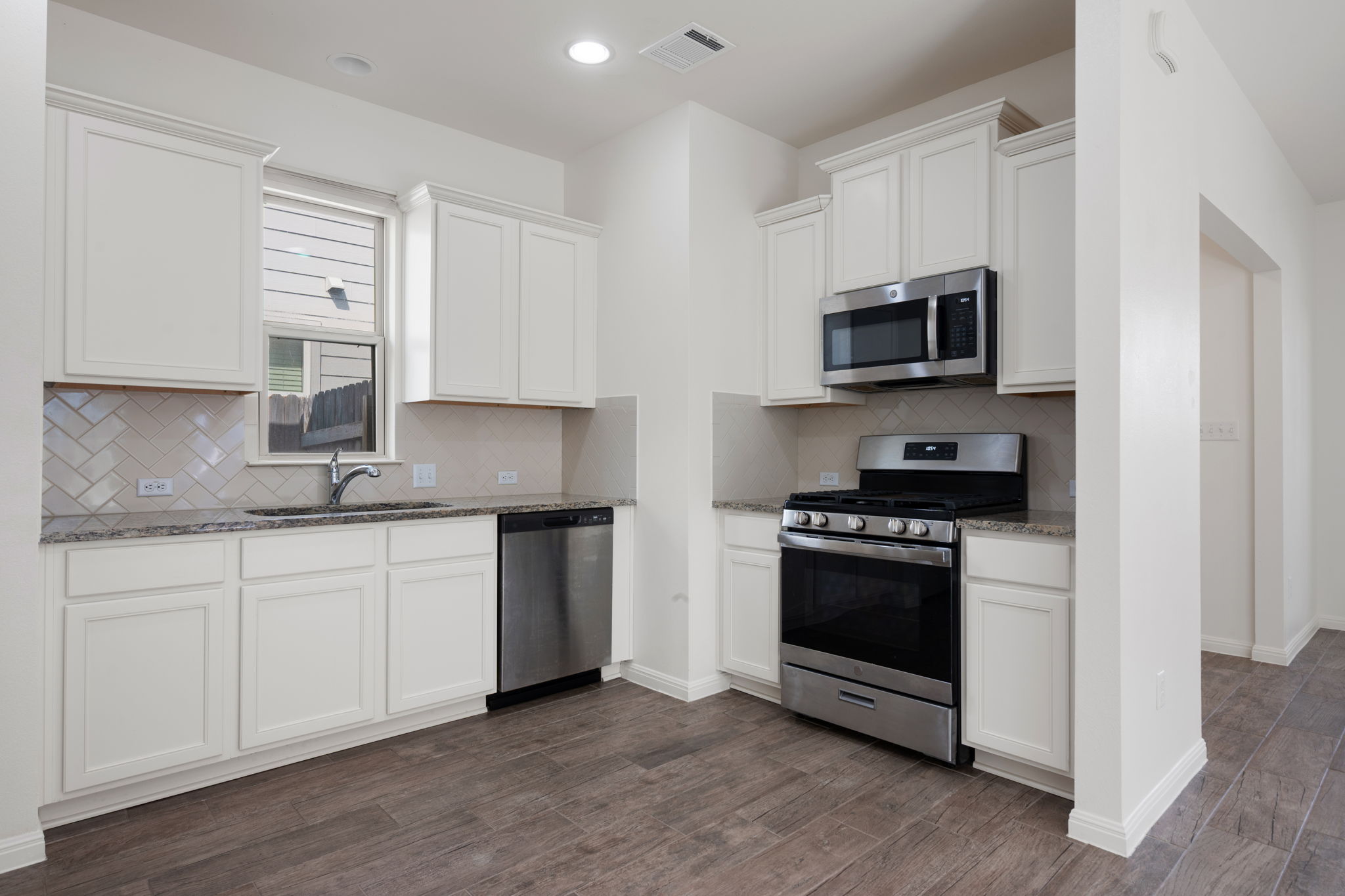 2805 Seneca PATH 31, Leander, TX, 78641 | 5734237 | Realty Texas LLC