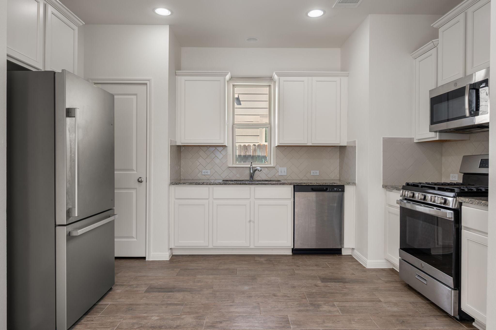 2805 Seneca PATH 31, Leander, TX, 78641 | 5734237 | Realty Texas LLC