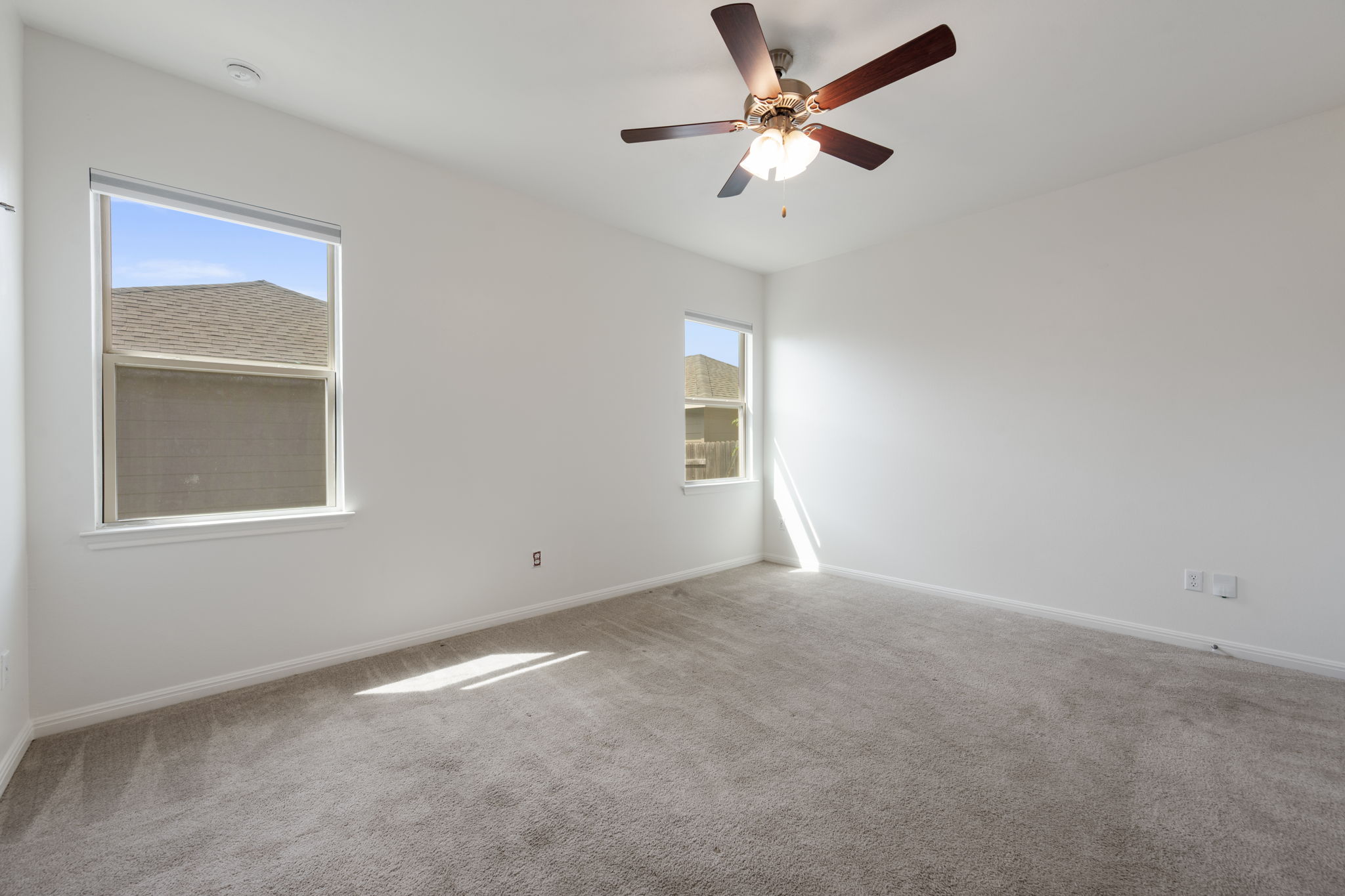 2805 Seneca PATH 31, Leander, TX, 78641 | 5734237 | Realty Texas LLC