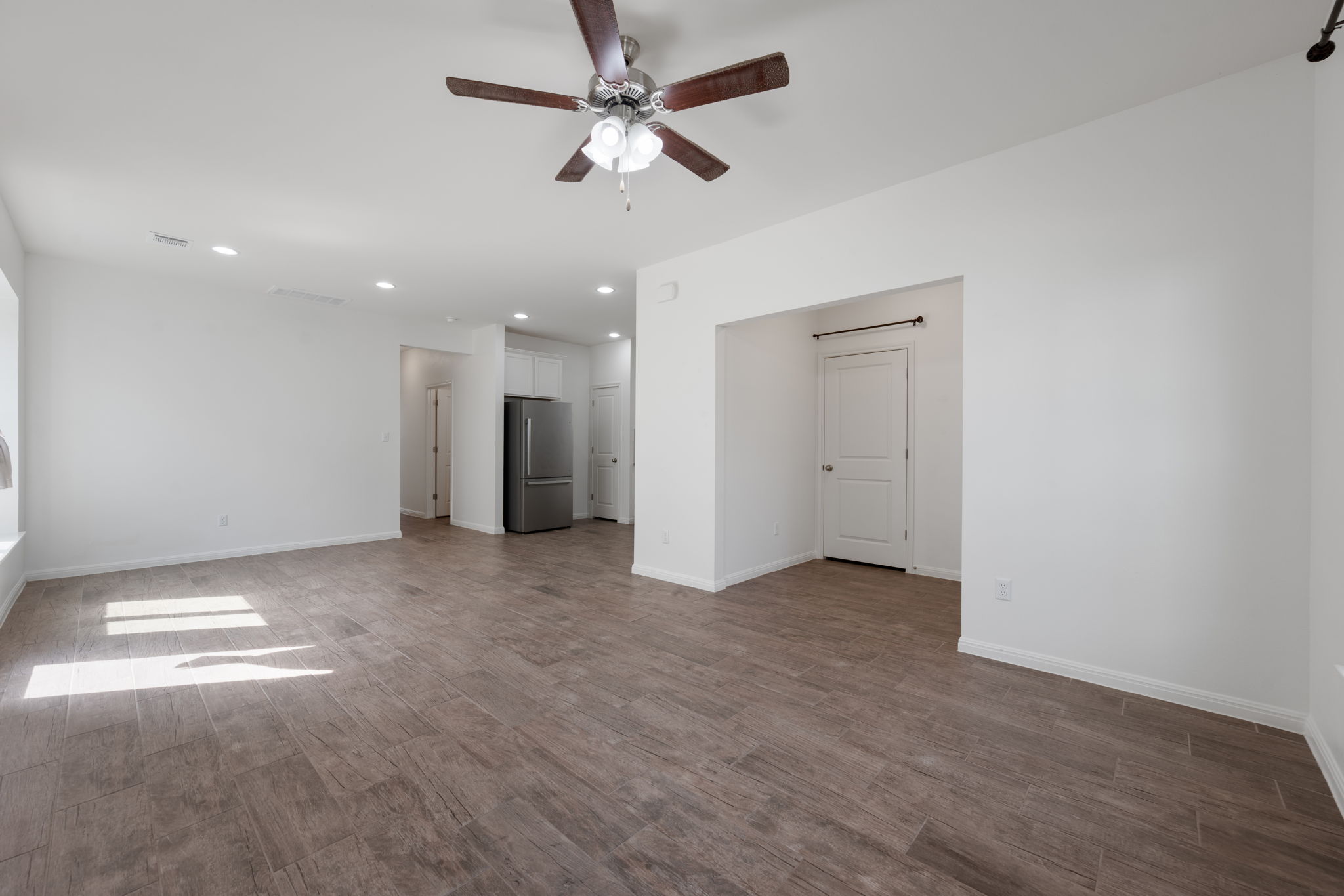 2805 Seneca PATH 31, Leander, TX, 78641 | 5734237 | Realty Texas LLC