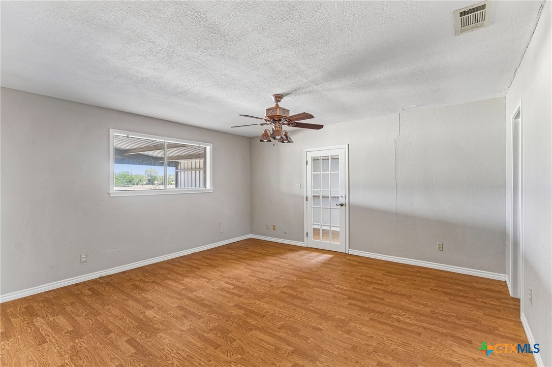 9765 State Park Road, Lockhart, TX, 78644 | 621663 | Realty Texas LLC