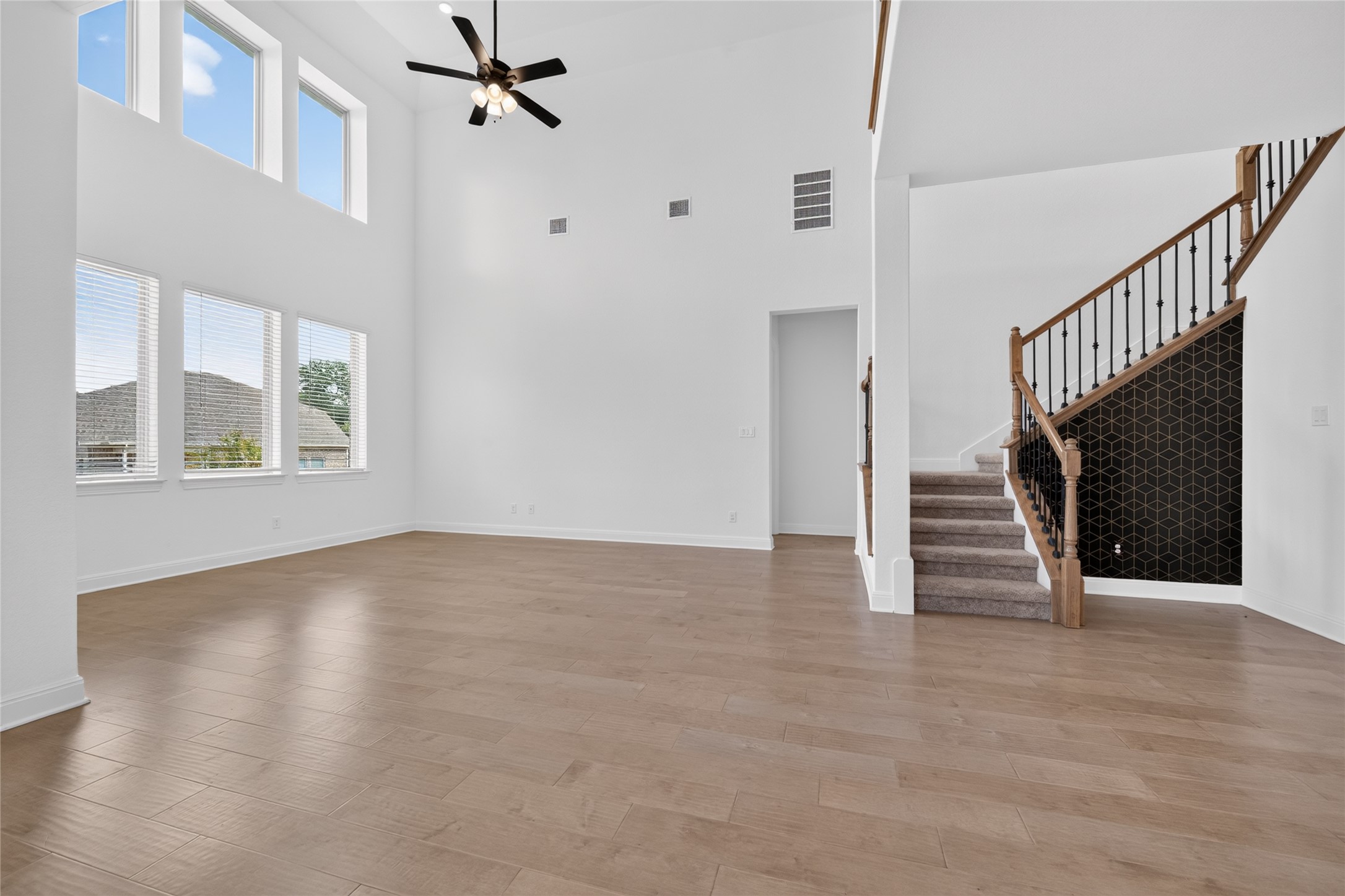 1300 Truscon PATH, Leander, TX, 78641 | 7221093 | Realty Texas LLC