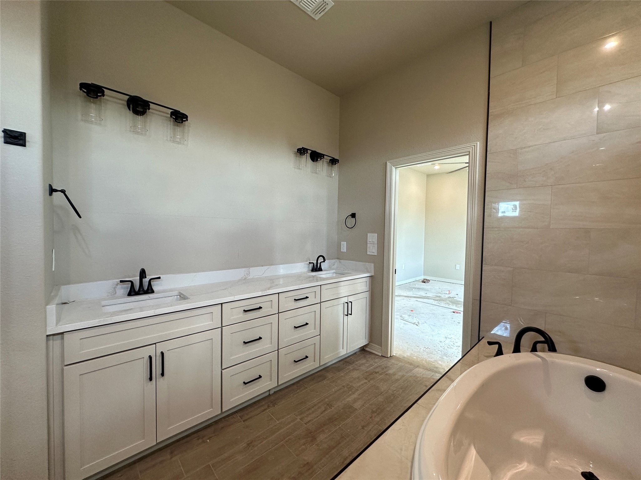 131 Lasso Loop, Lorena, TX, 76655 | 21376825 | Realty Texas LLC