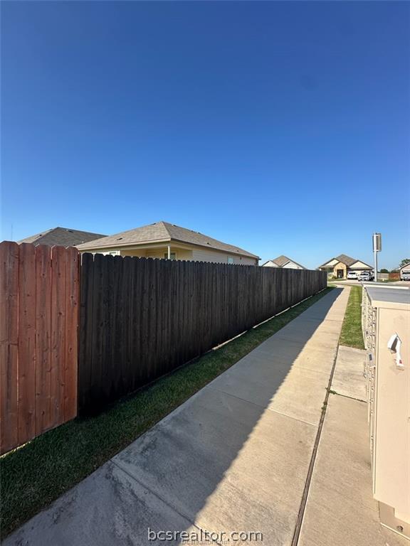 5217 Montague Loop, Bryan, TX, 77807 | 26011006 | Realty Texas LLC