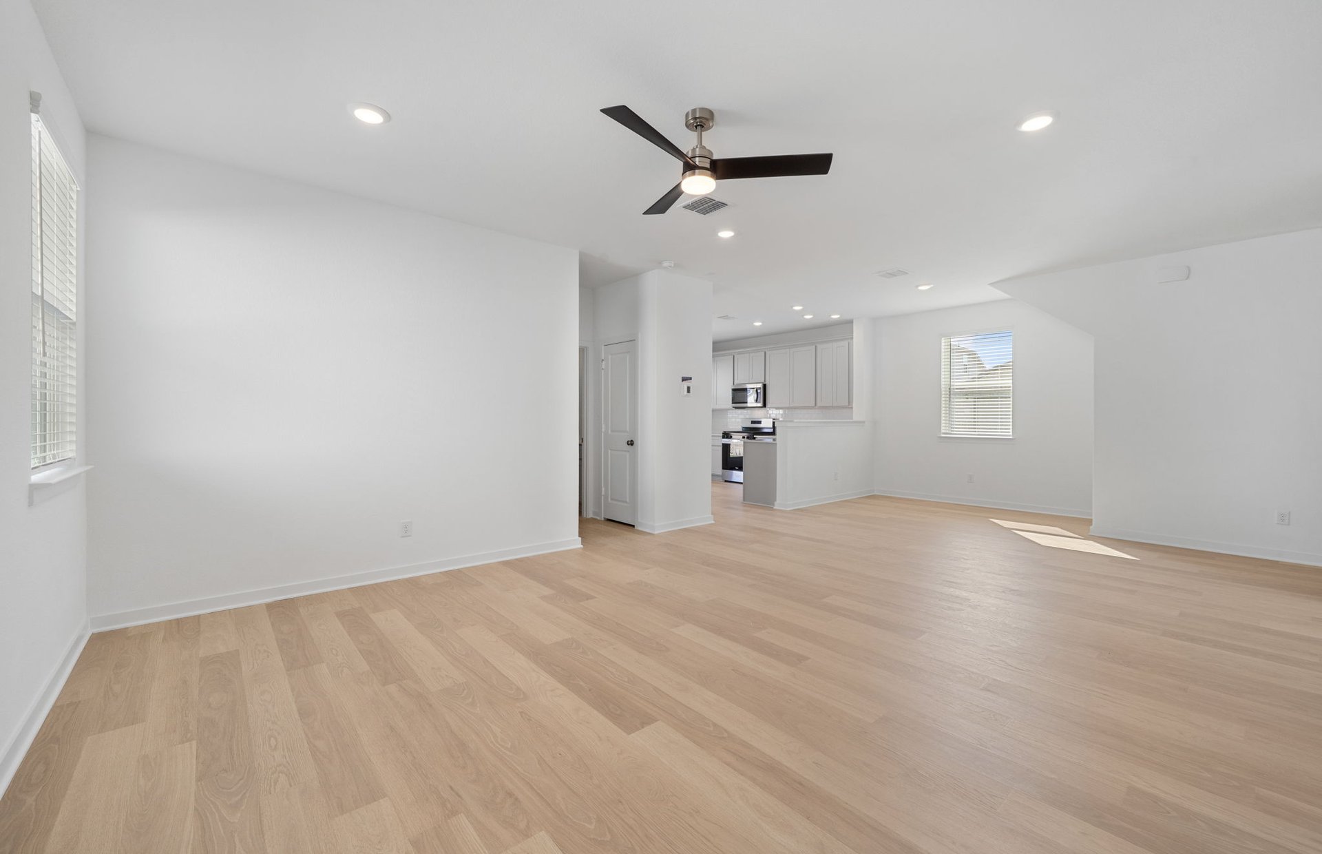 285 Bridge Deck LOOP, Kyle, TX, 78640 | 2770605 | Realty Texas LLC