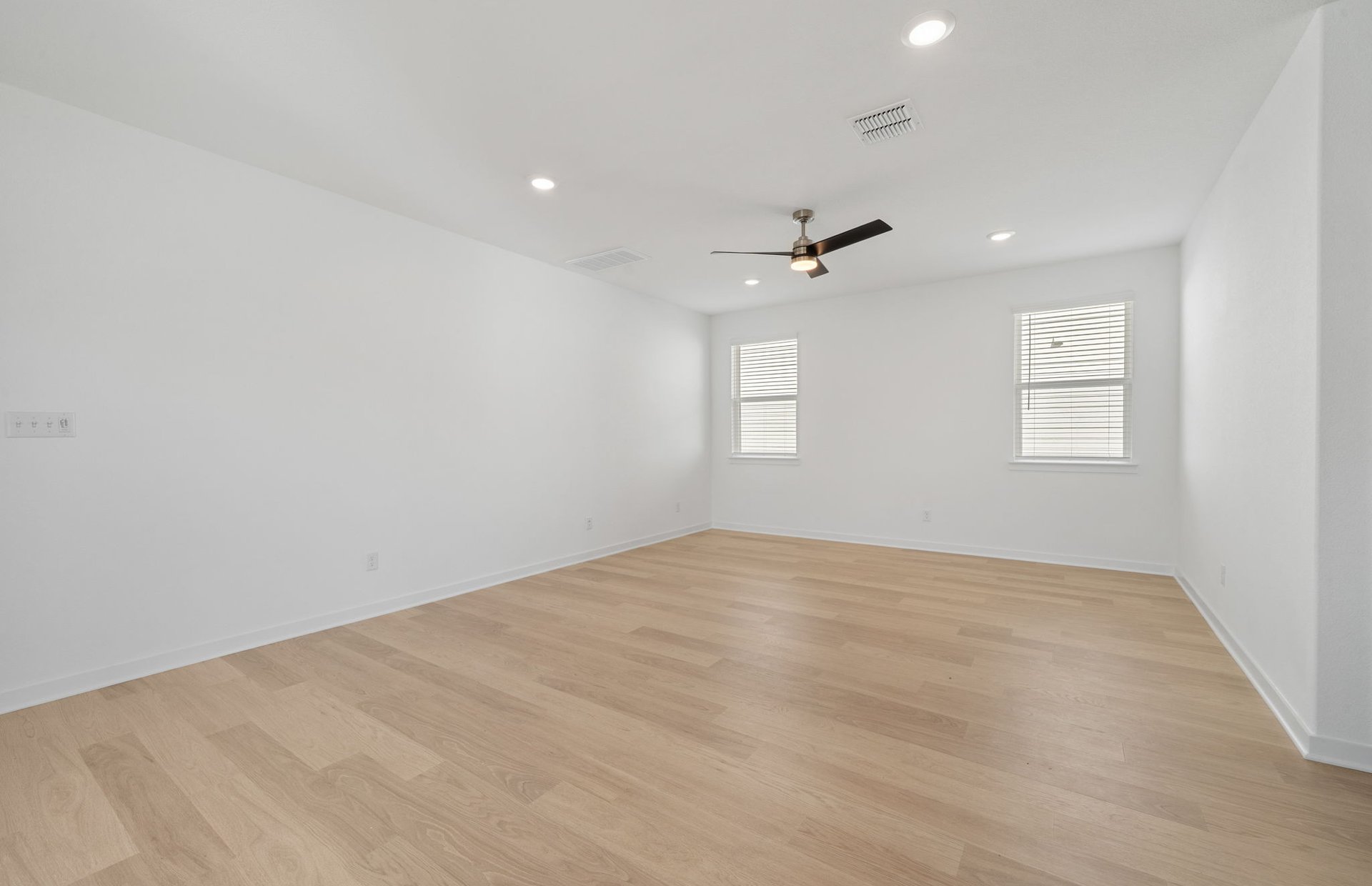285 Bridge Deck LOOP, Kyle, TX, 78640 | 2770605 | Realty Texas LLC