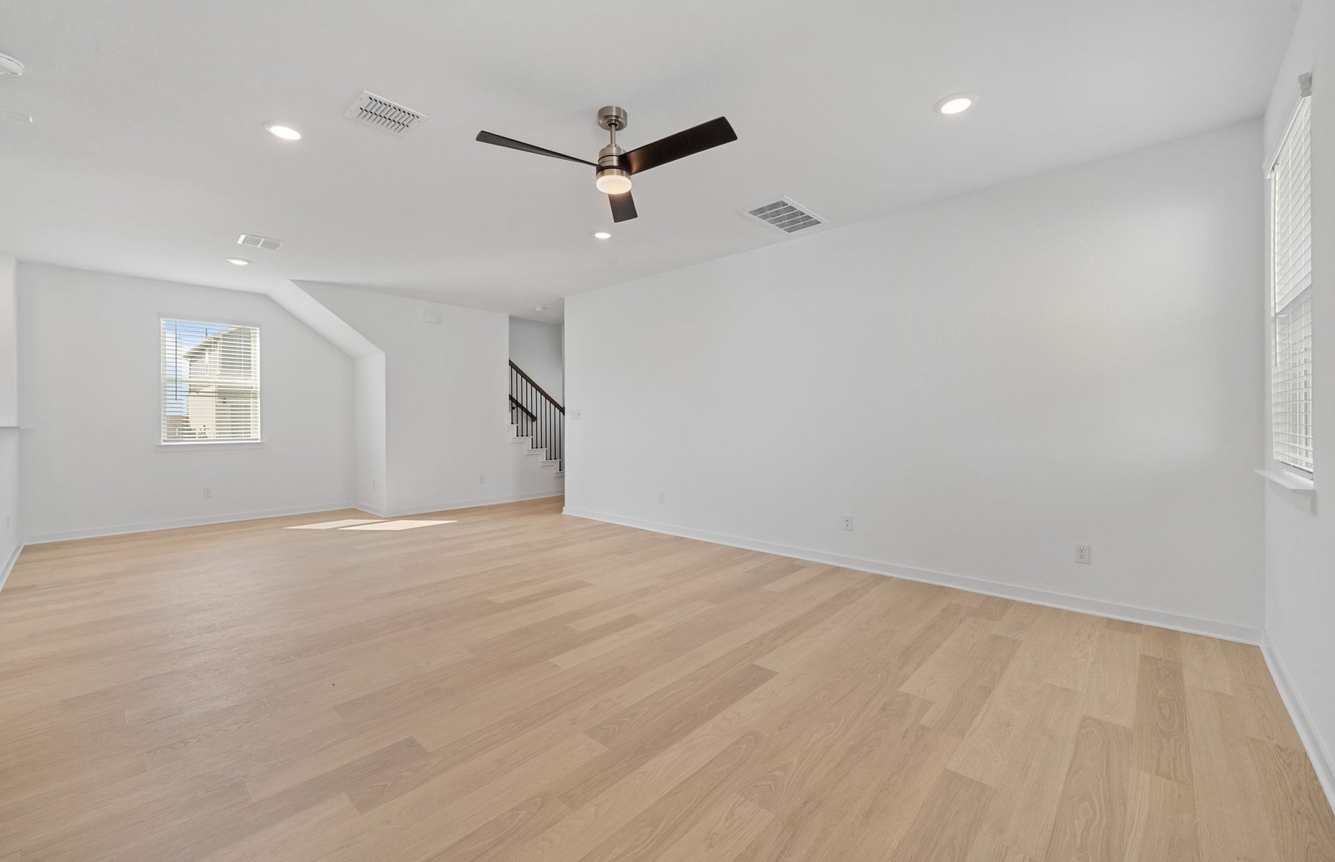 285 Bridge Deck LOOP, Kyle, TX, 78640 | 2770605 | Realty Texas LLC