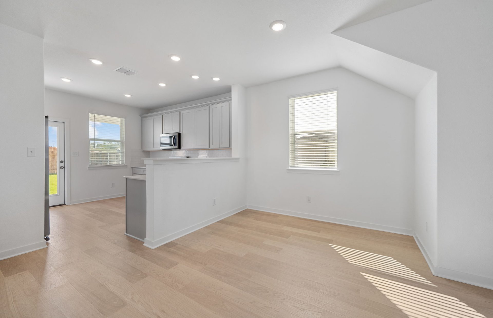 285 Bridge Deck LOOP, Kyle, TX, 78640 | 2770605 | Realty Texas LLC