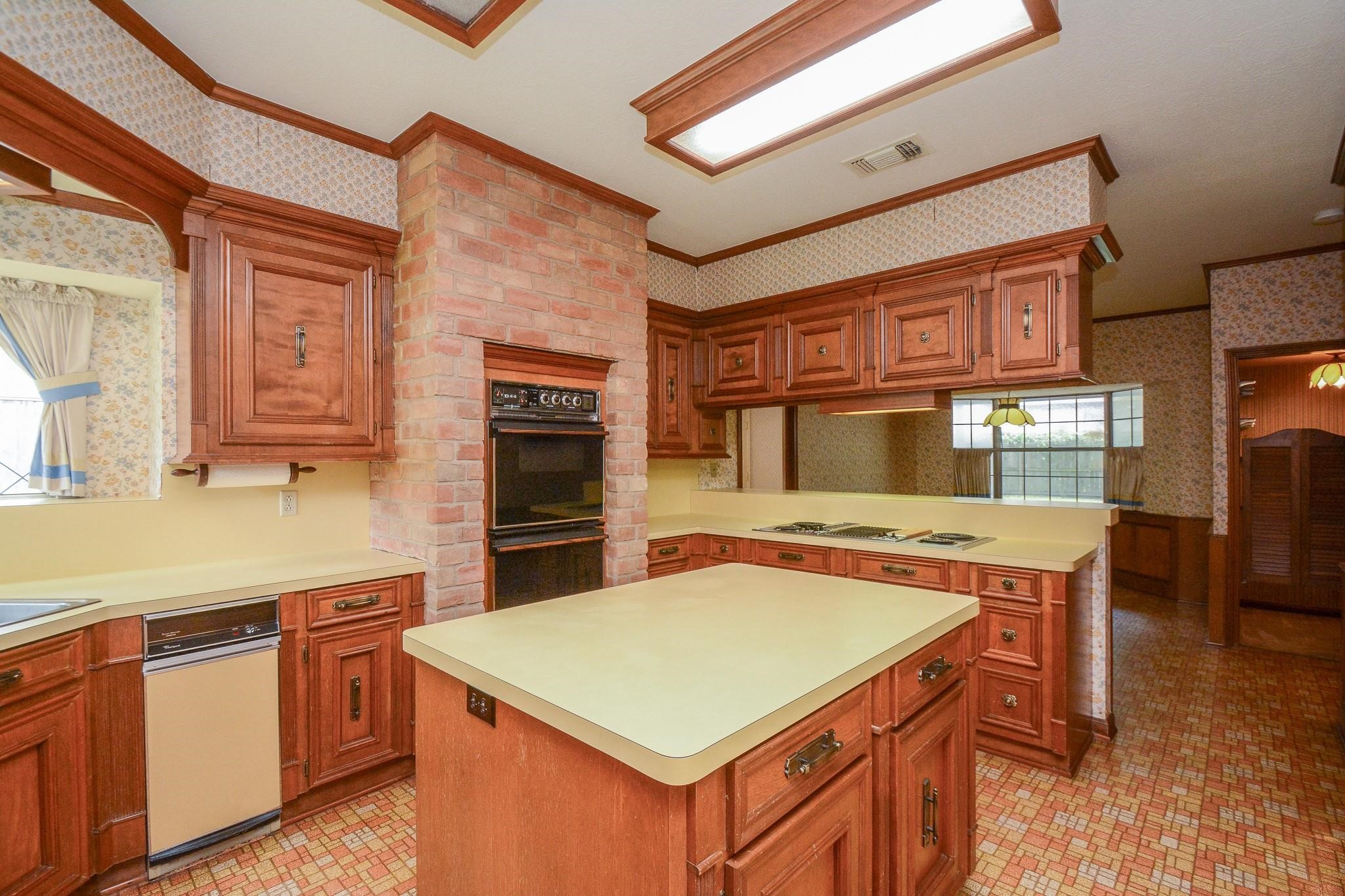 16010 Mickleham Drive, Spring, TX, 77379 | 83781963 | Realty Texas LLC