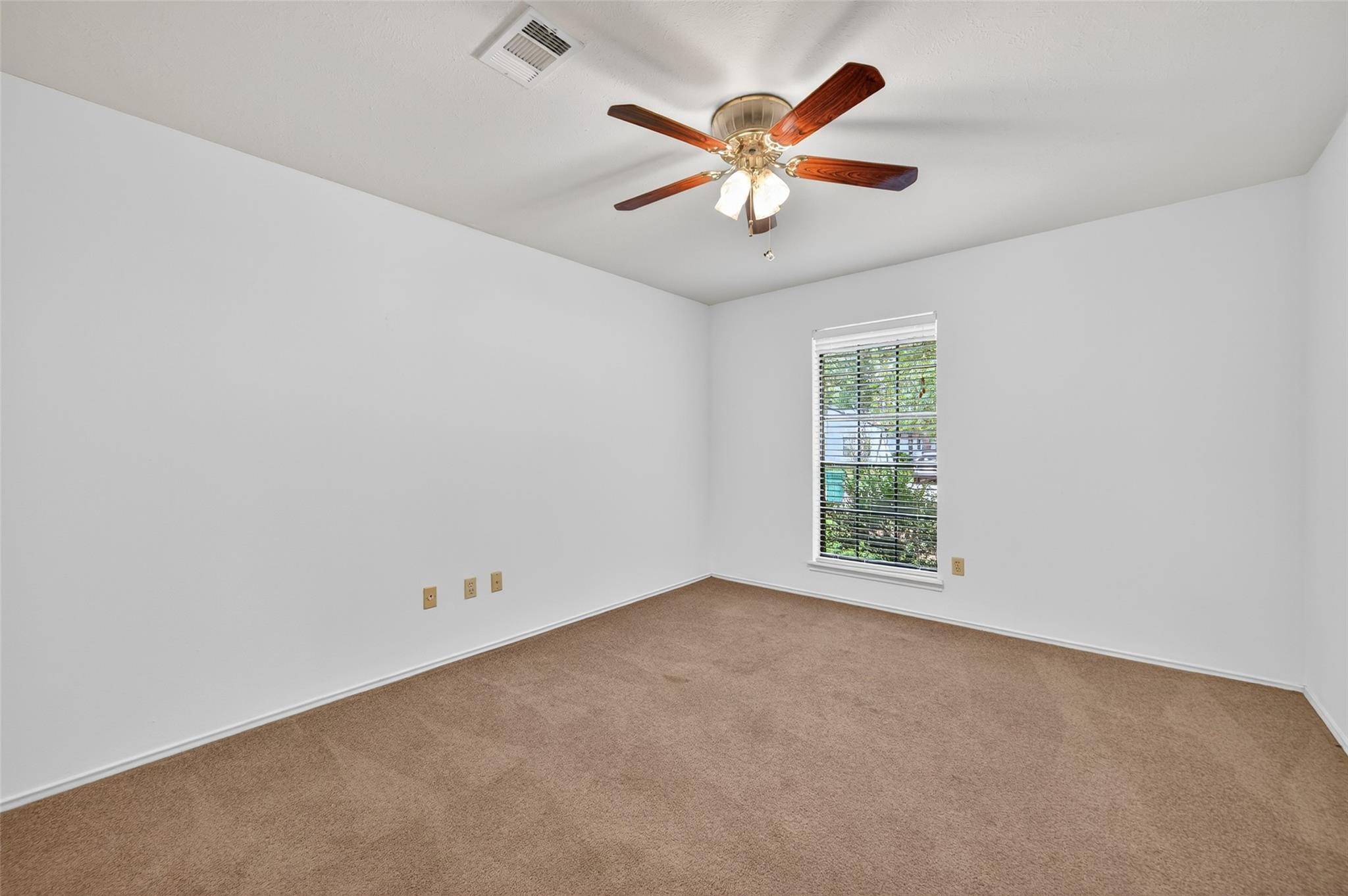 78 E Mistybreeze Circle, Spring, TX, 77381 | 83107825 | Realty Texas LLC