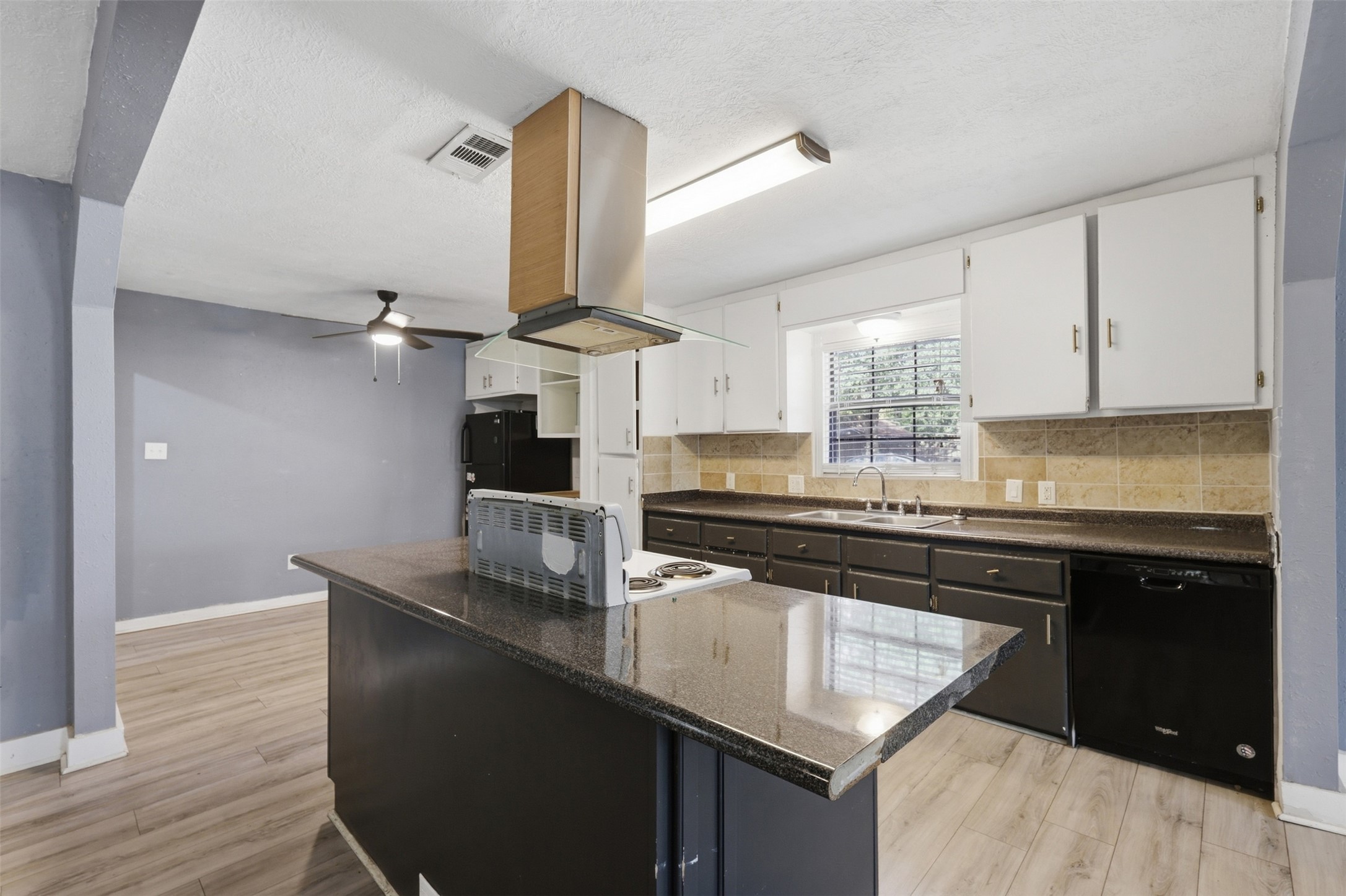 1401 E 29th ST, Bryan, TX, 77802 | 6307166 | Realty Texas LLC