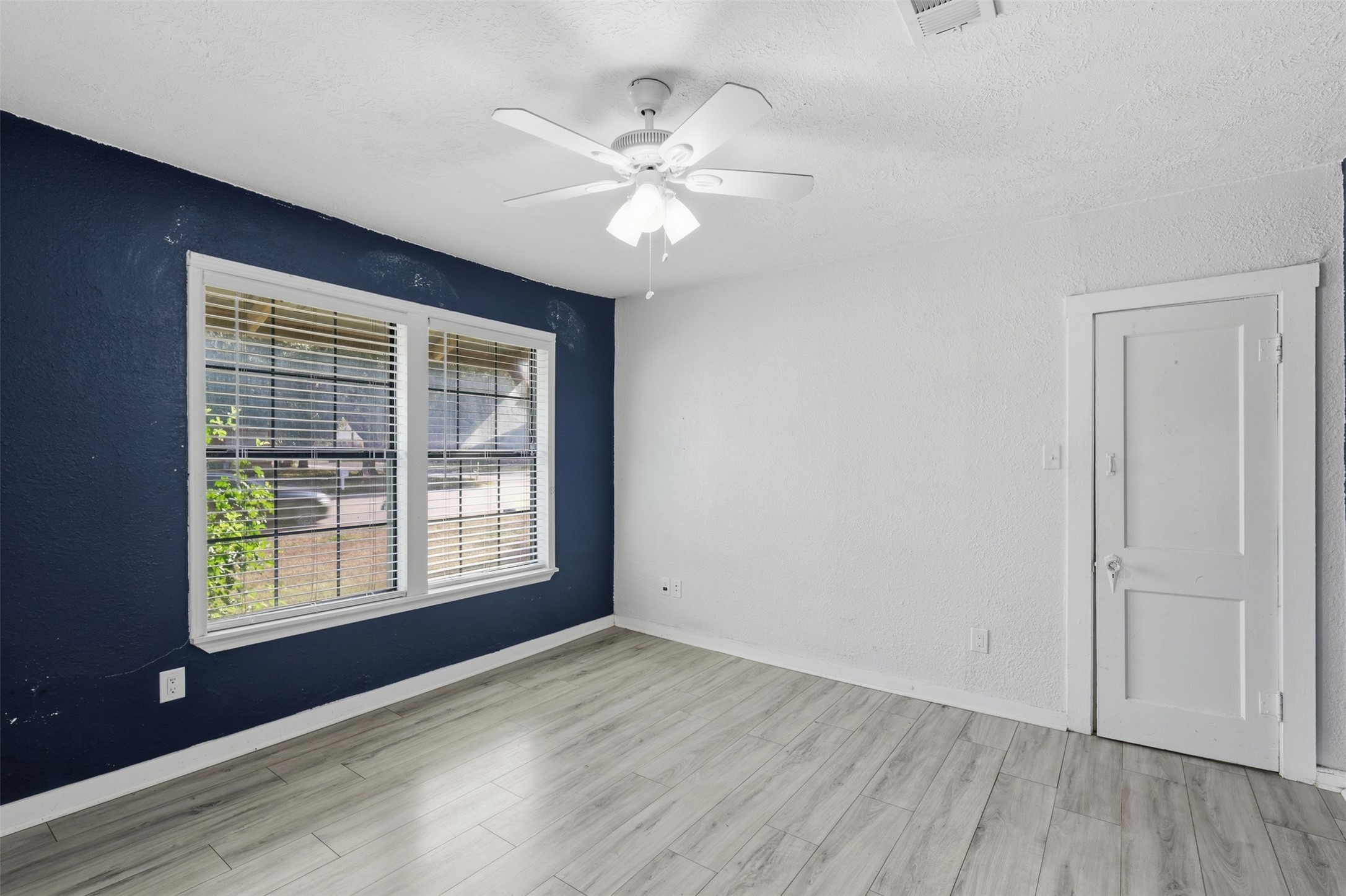1401 E 29th ST, Bryan, TX, 77802 | 6307166 | Realty Texas LLC