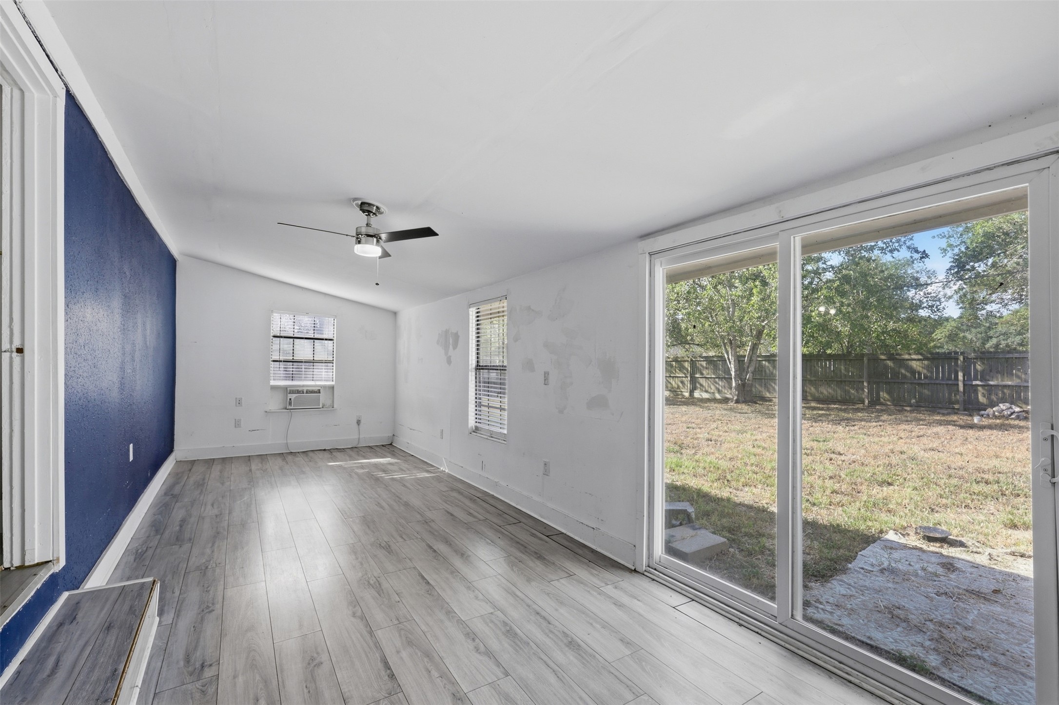 1401 E 29th ST, Bryan, TX, 77802 | 6307166 | Realty Texas LLC
