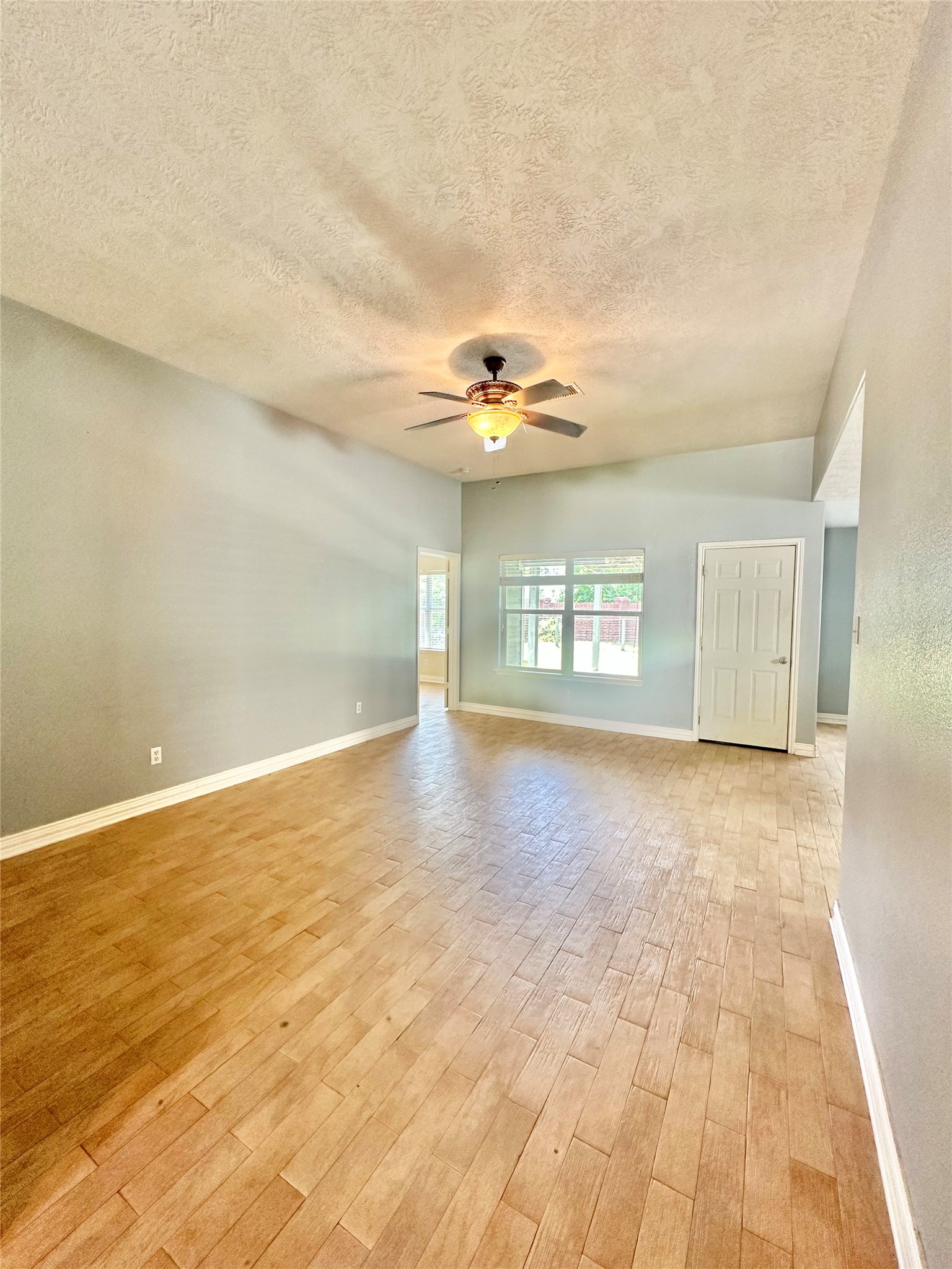4710 Comal River Loop Loop, Spring, TX, 77386 | 85221009 | Realty Texas LLC