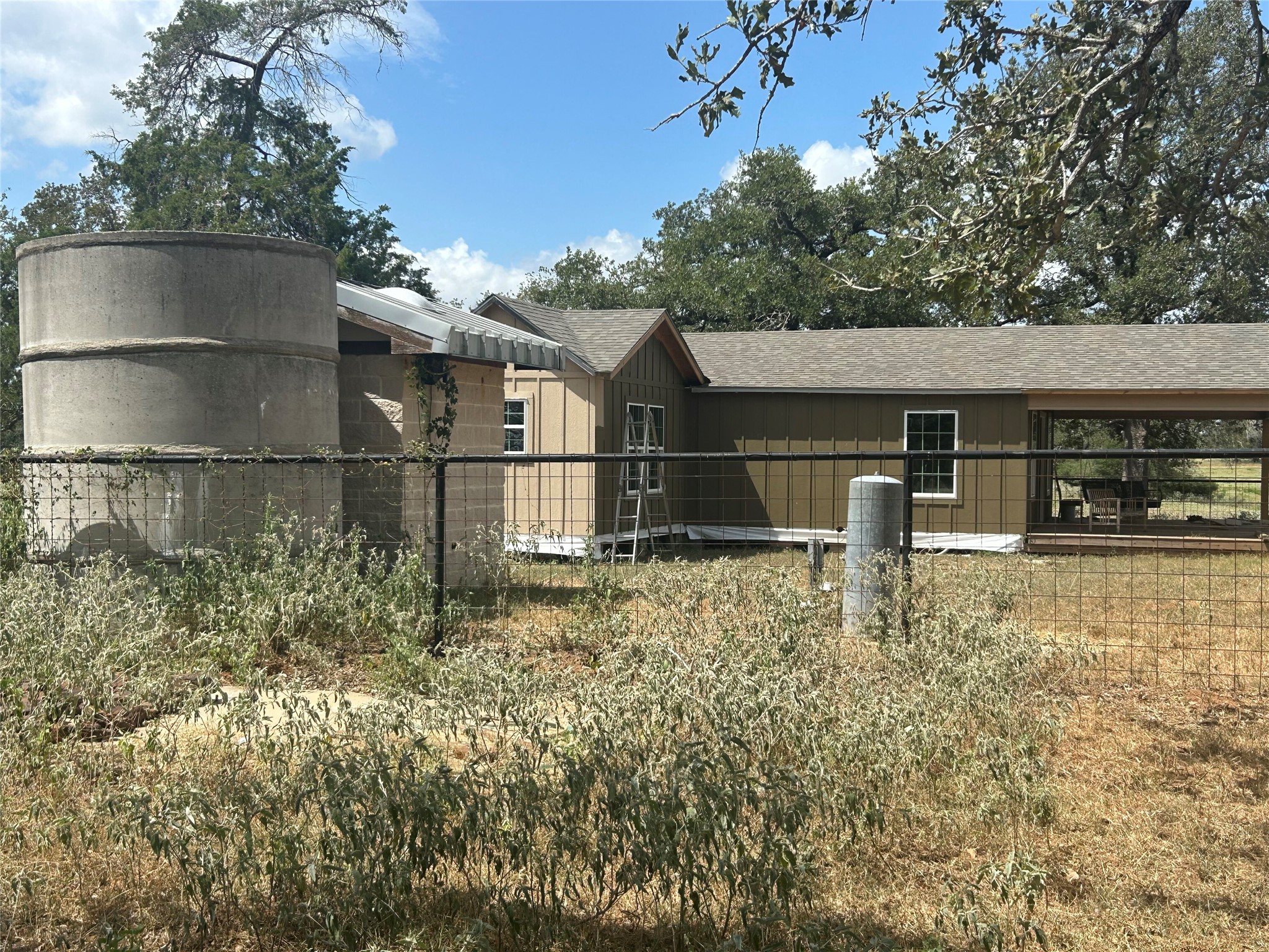 2238 Flash CIR, Luling, TX, 78648 | 1930138 | Realty Texas LLC