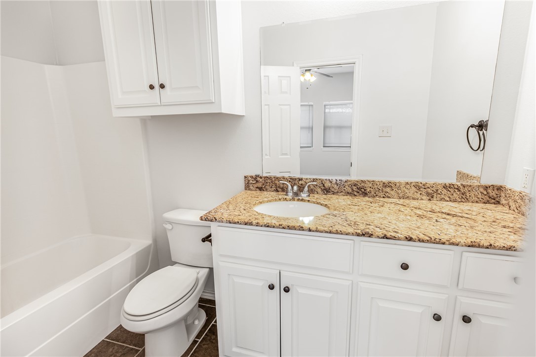 3935 John Sharp Parkway A, Bryan, TX, 77807 | 26011411 | Realty Texas LLC
