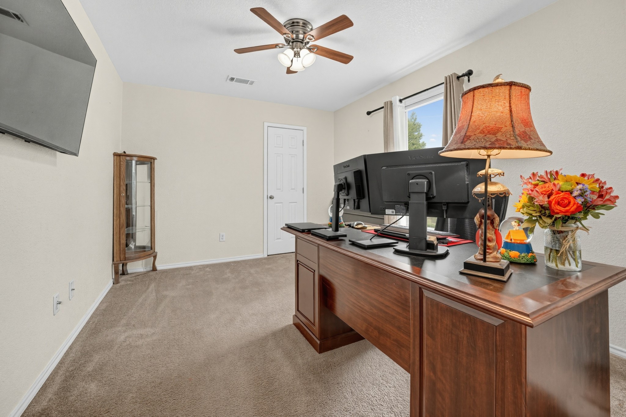 823 Ruby CT, Jarrell, TX, 76537 | 5194508 | Realty Texas LLC