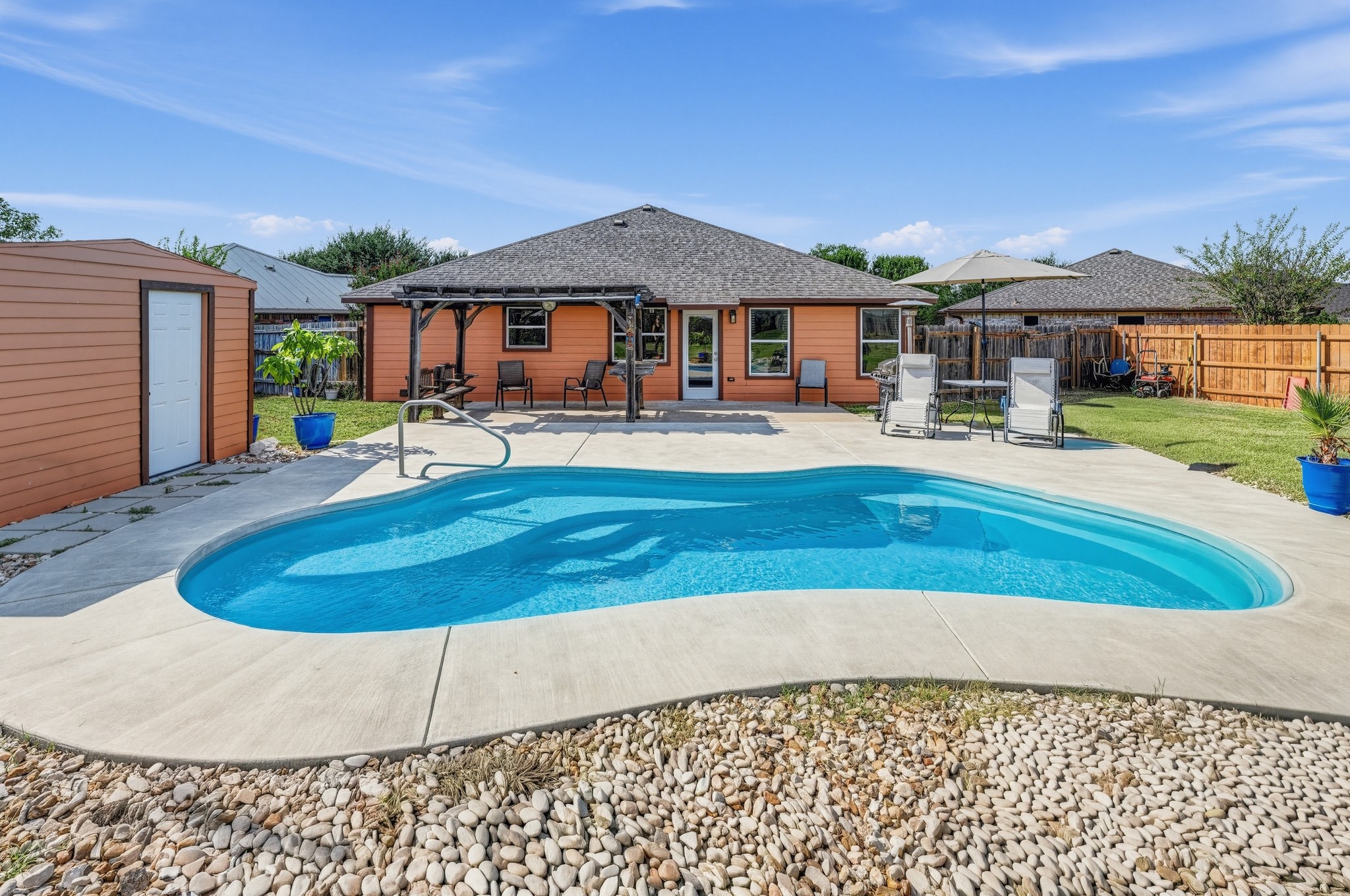 823 Ruby CT, Jarrell, TX, 76537 | 5194508 | Realty Texas LLC