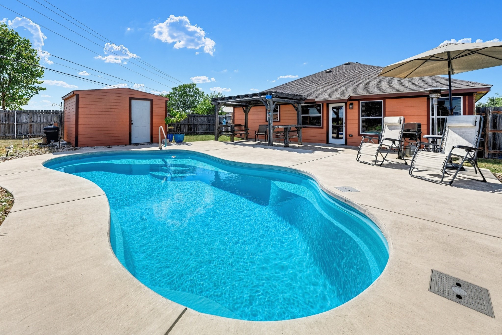 823 Ruby CT, Jarrell, TX, 76537 | 5194508 | Realty Texas LLC