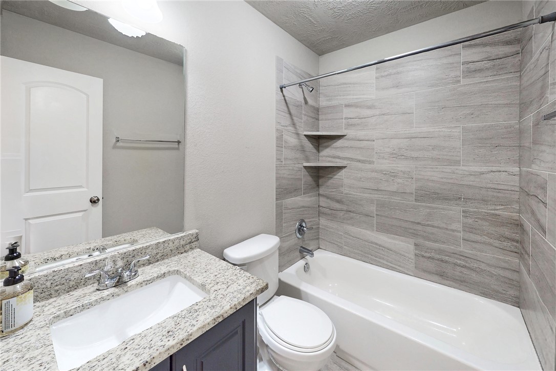 2043 Positano Loop, Bryan, TX, 77808 | 26011738 | Realty Texas LLC