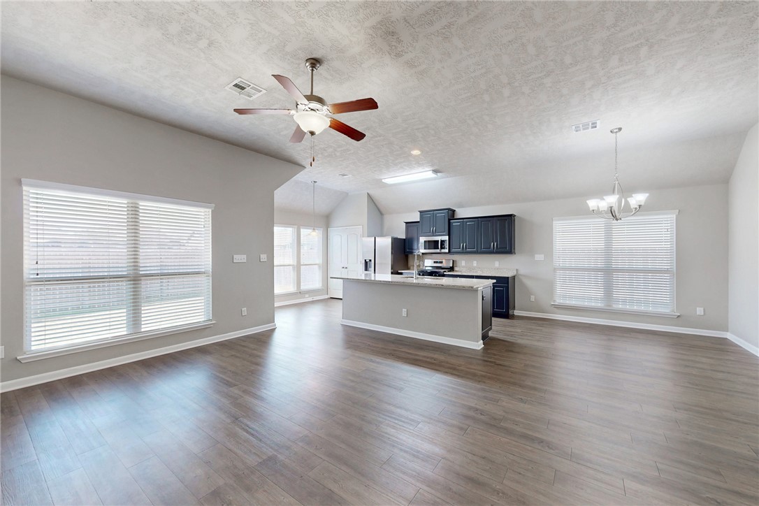2043 Positano Loop, Bryan, TX, 77808 | 26011738 | Realty Texas LLC
