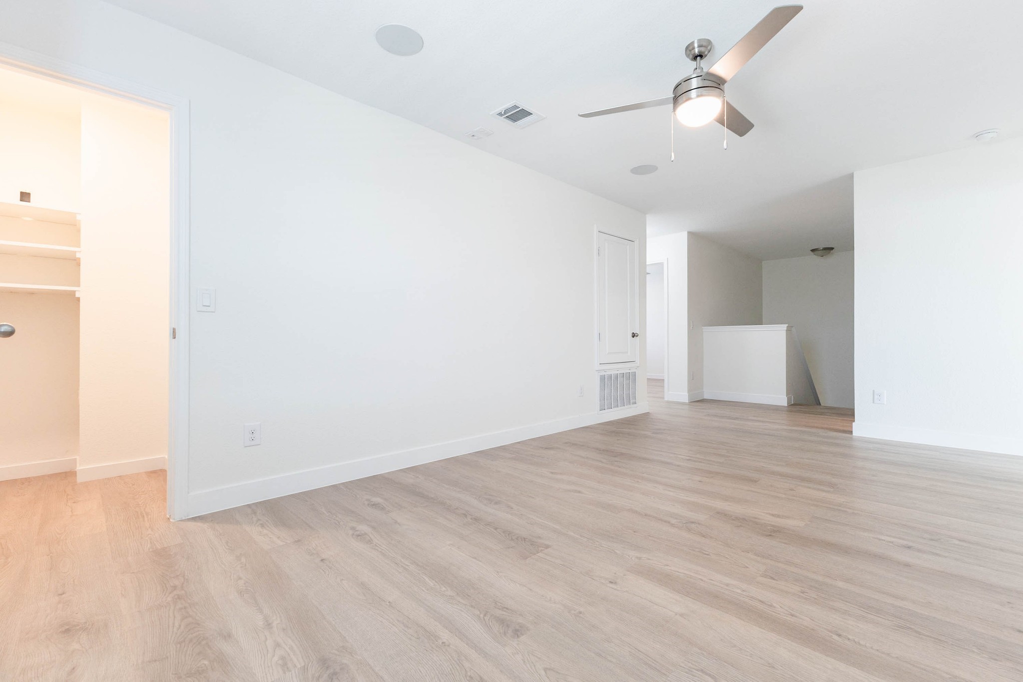 331 Seneca Loop, Kyle, TX, 78640 | 38338701 | Realty Texas LLC