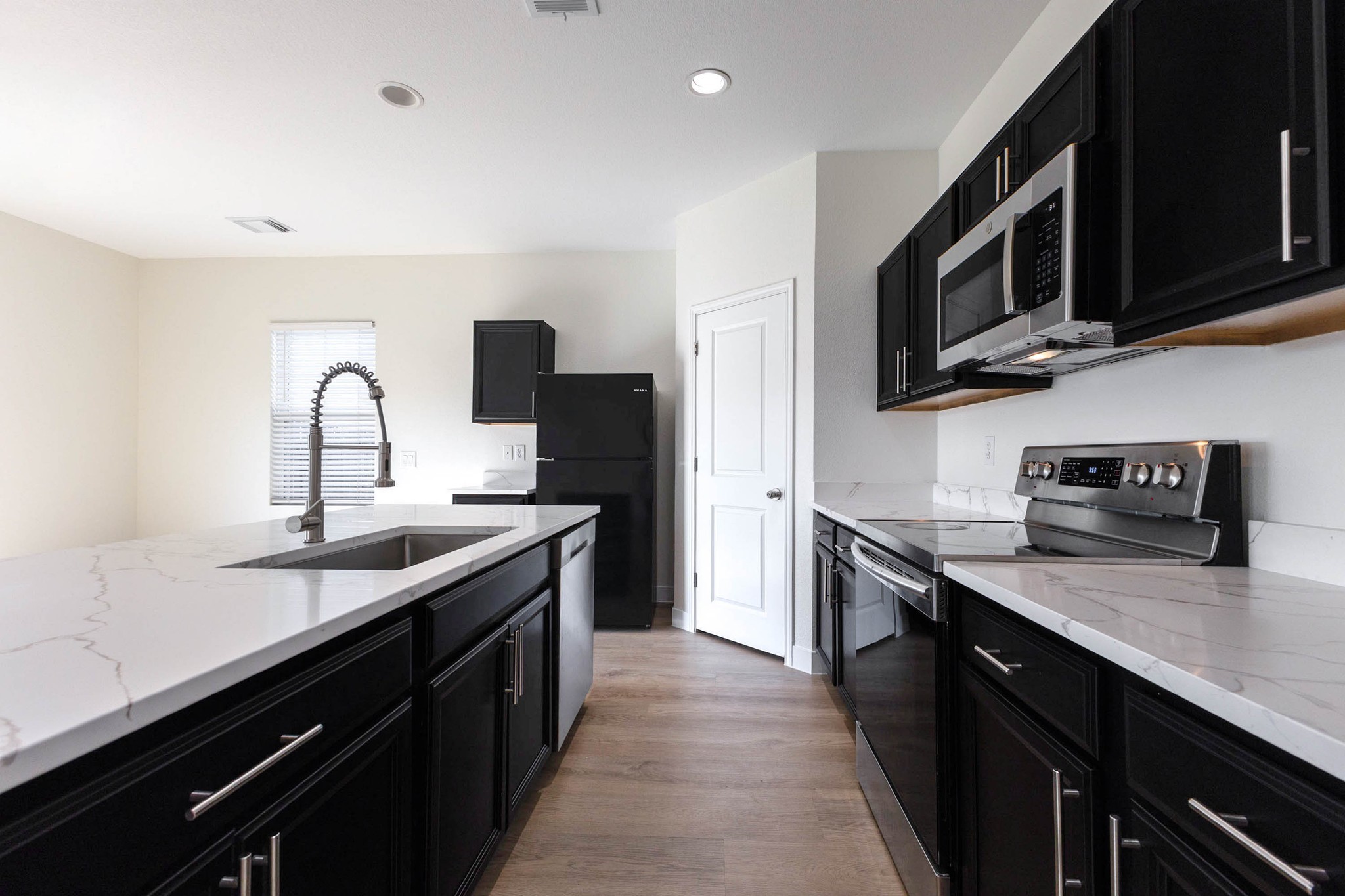 331 Seneca Loop, Kyle, TX, 78640 | 38338701 | Realty Texas LLC