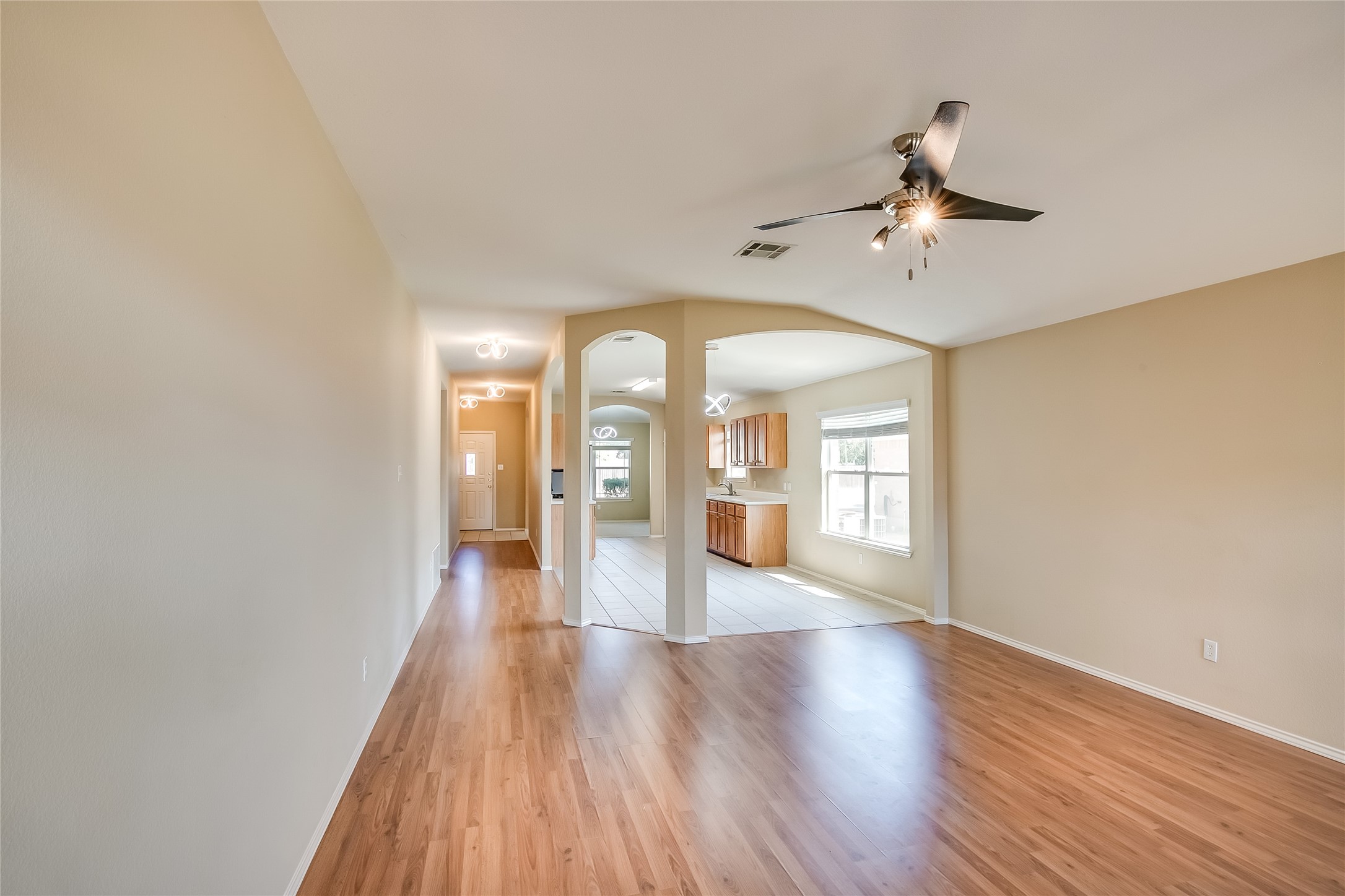 602 McCarthur DR, Leander, TX, 78641 | 5377499 | Realty Texas LLC
