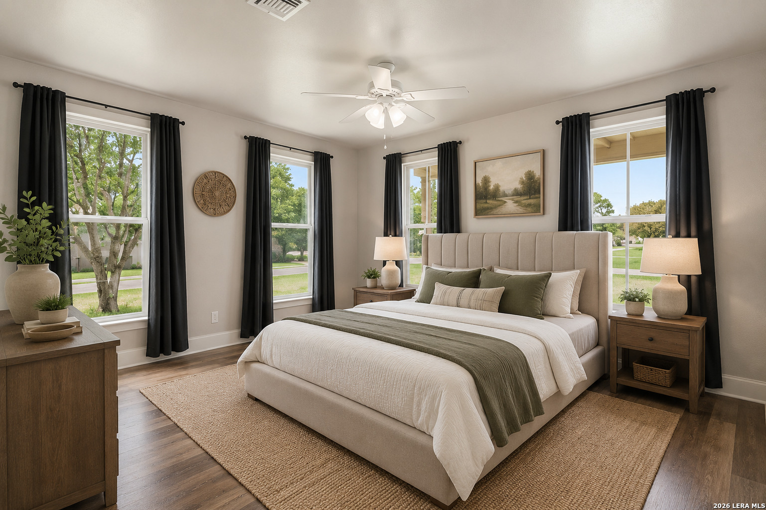 600 W Park, Devine, TX, 78016 | 1972363 | Realty Texas LLC