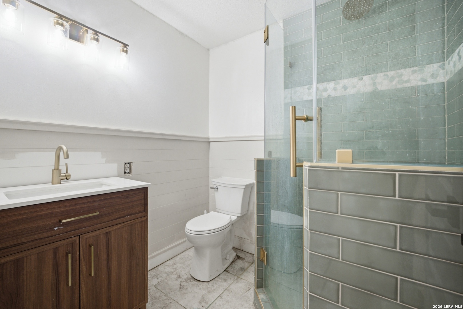 909 County Road 669, Devine, TX, 78016 | 1992859 | Realty Texas LLC