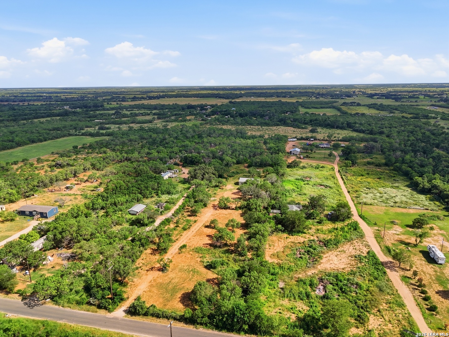 909 County Road 669, Devine, TX, 78016 | 1992859 | Realty Texas LLC