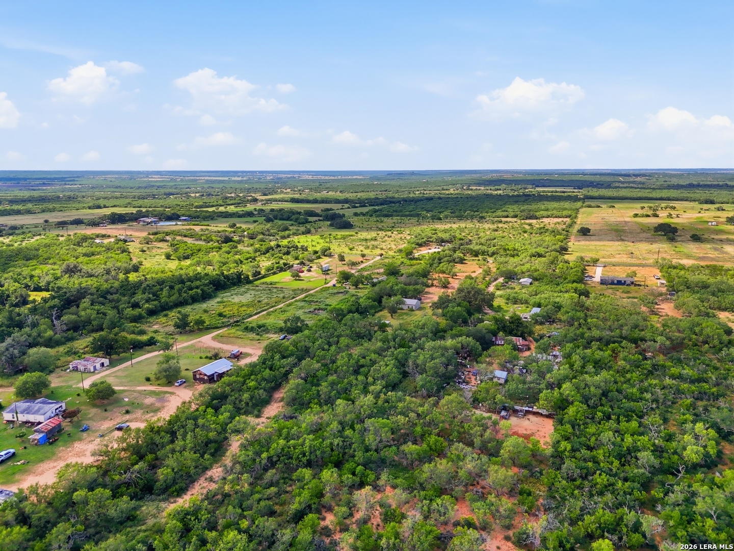 909 County Road 669, Devine, TX, 78016 | 1992859 | Realty Texas LLC