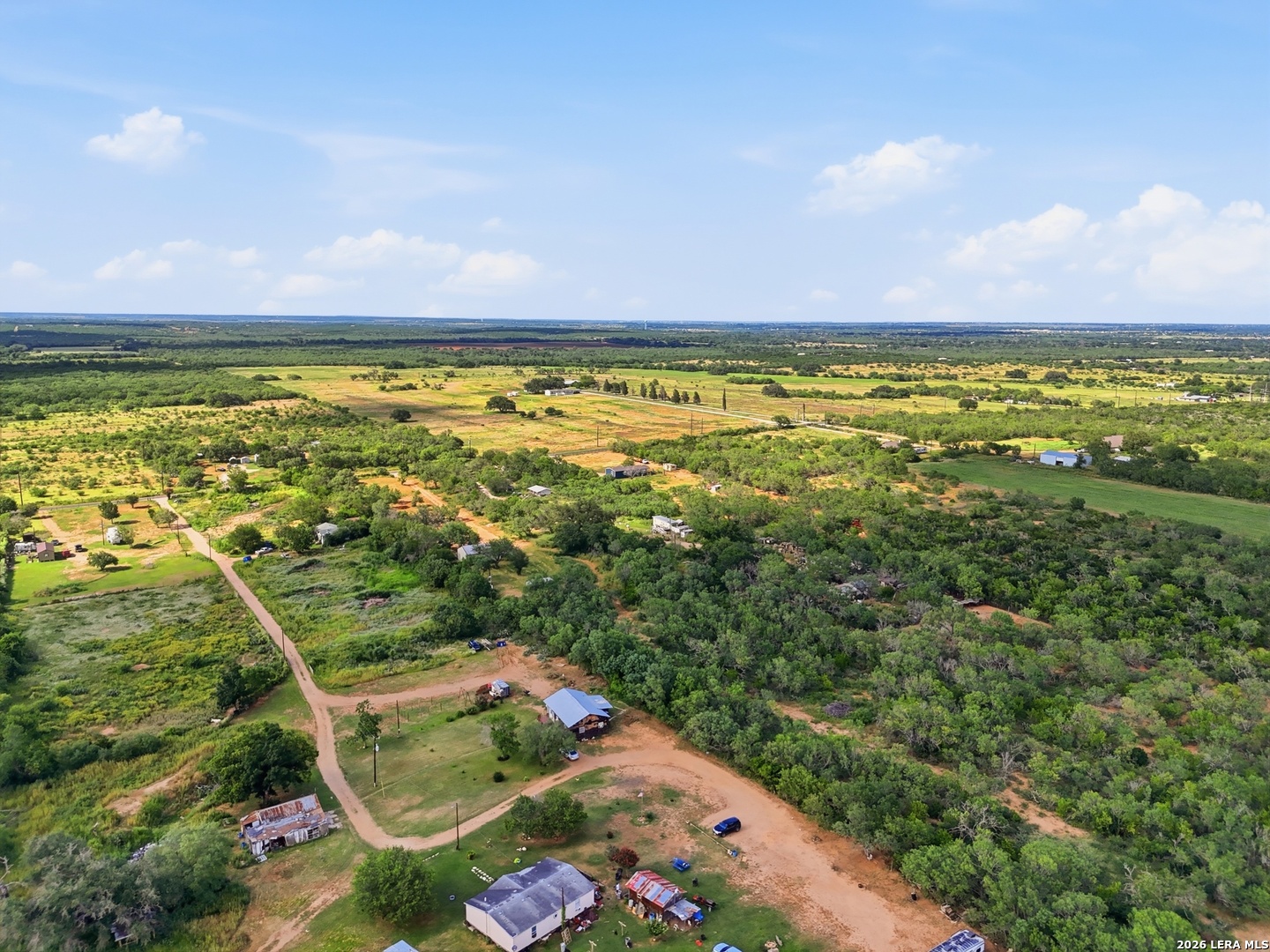 909 County Road 669, Devine, TX, 78016 | 1992859 | Realty Texas LLC