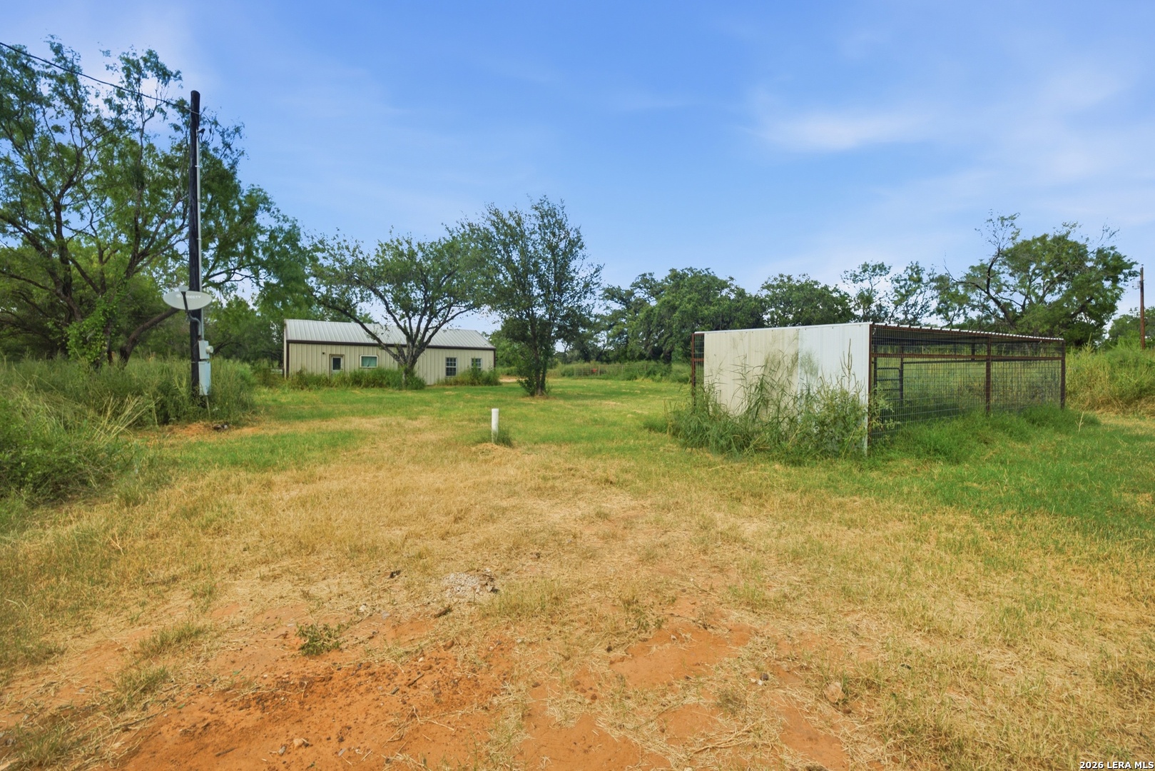 909 County Road 669, Devine, TX, 78016 | 1992859 | Realty Texas LLC