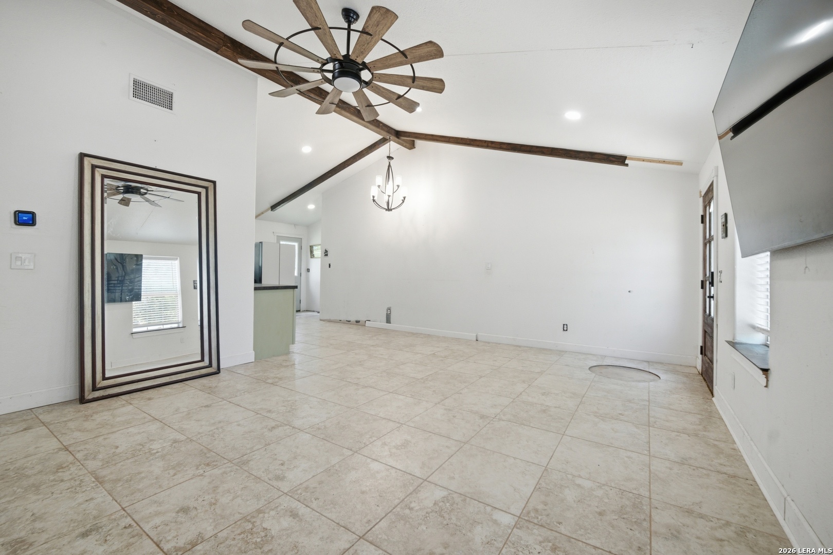 909 County Road 669, Devine, TX, 78016 | 1992859 | Realty Texas LLC