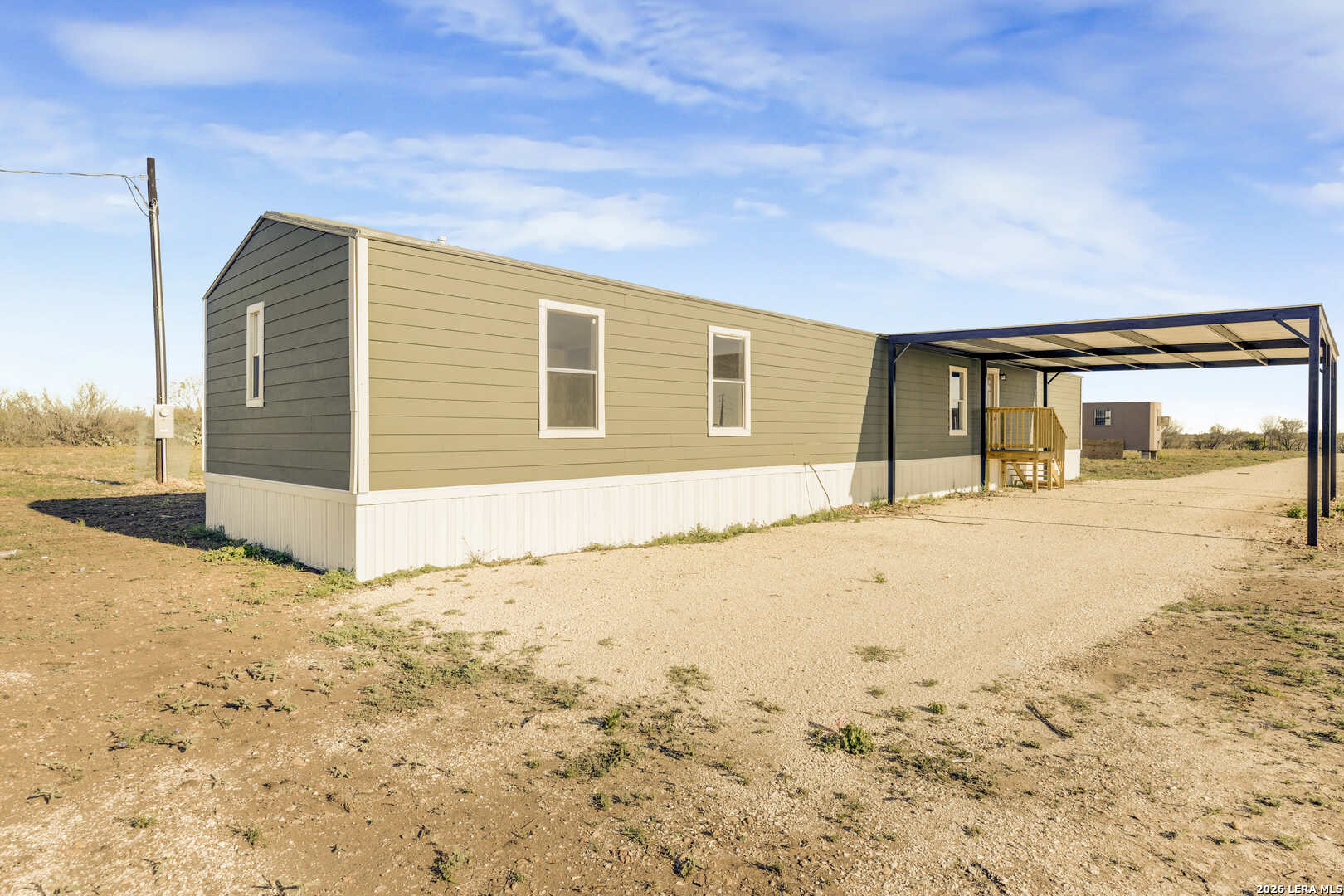2811 cr 467, Devine, TX, 78016 | 1995579 | Realty Texas LLC