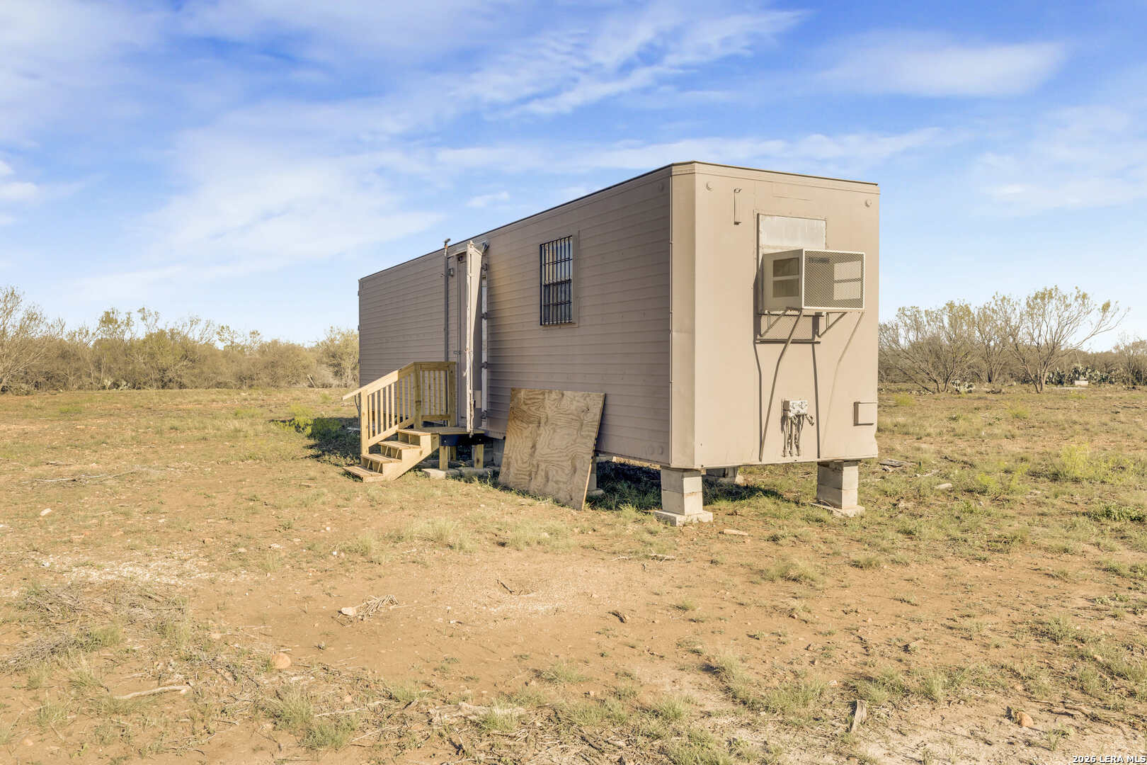 2811 cr 467, Devine, TX, 78016 | 1995579 | Realty Texas LLC