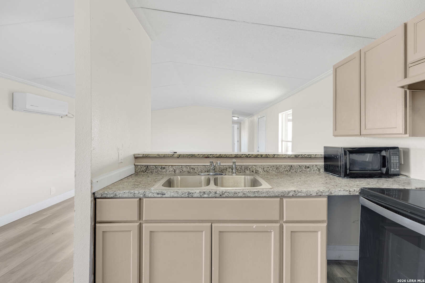 2811 cr 467, Devine, TX, 78016 | 1995579 | Realty Texas LLC