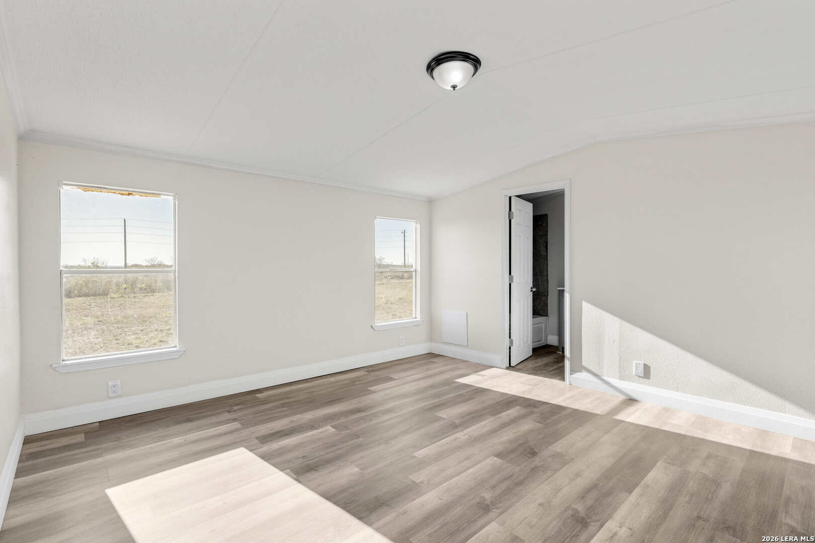 2811 cr 467, Devine, TX, 78016 | 1995579 | Realty Texas LLC