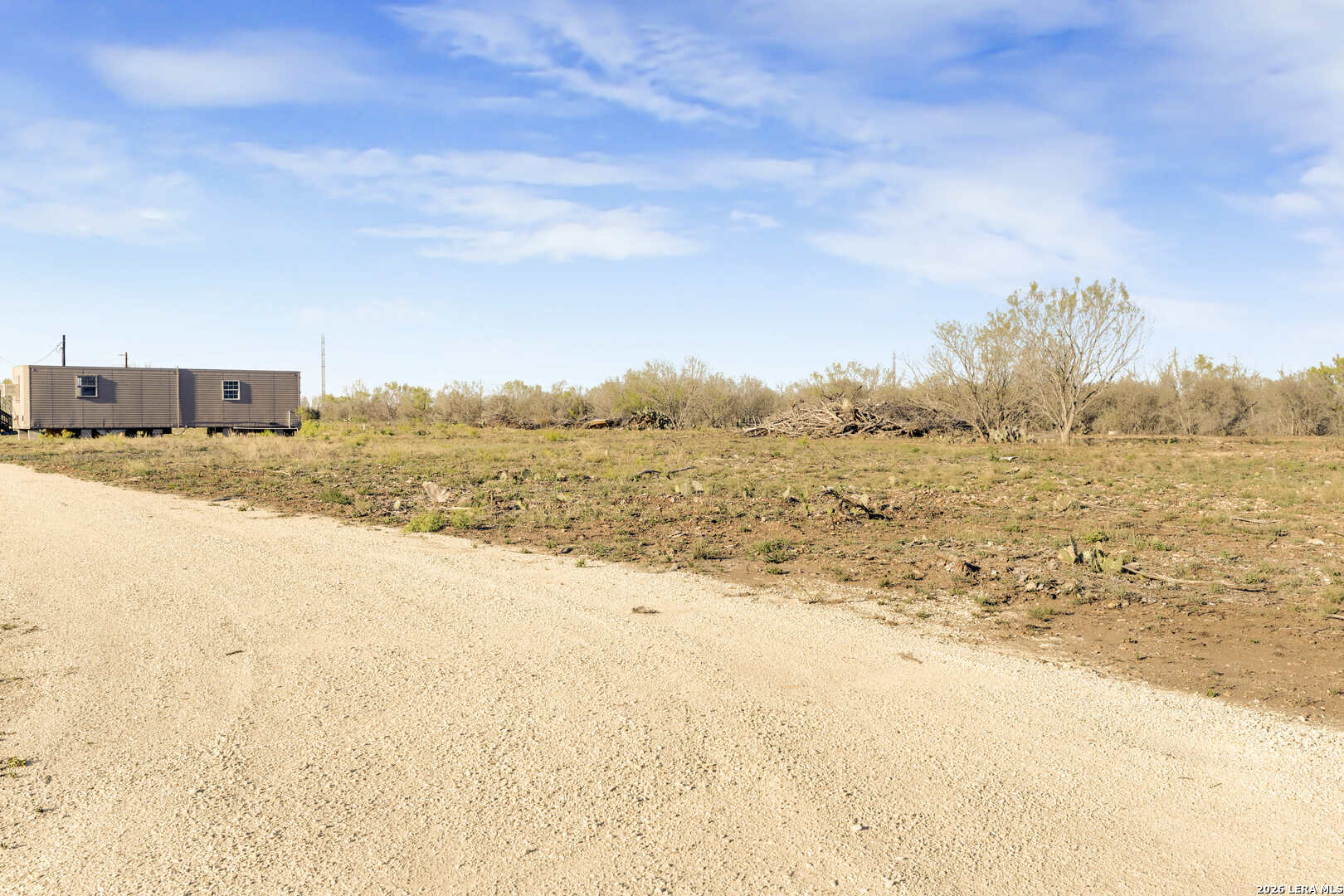 2811 cr 467, Devine, TX, 78016 | 1995579 | Realty Texas LLC