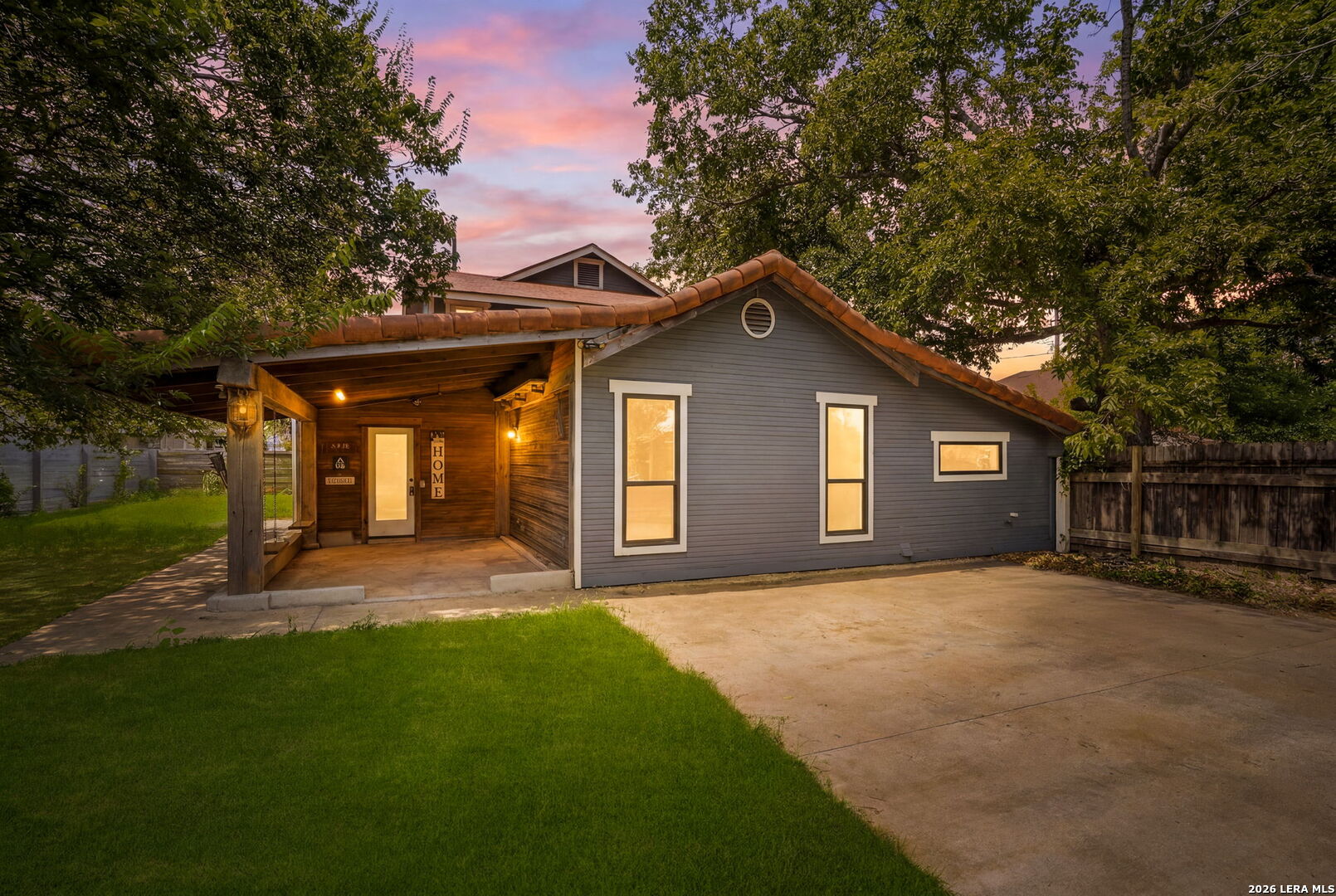 606 E AUSTIN ST, Luling, TX, 78648 | 1997087 | Realty Texas LLC