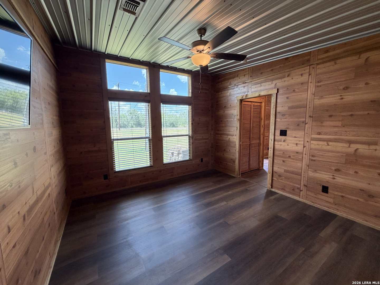 7002 County Road 4514, Devine, TX, 78016 | 1998845 | Realty Texas LLC