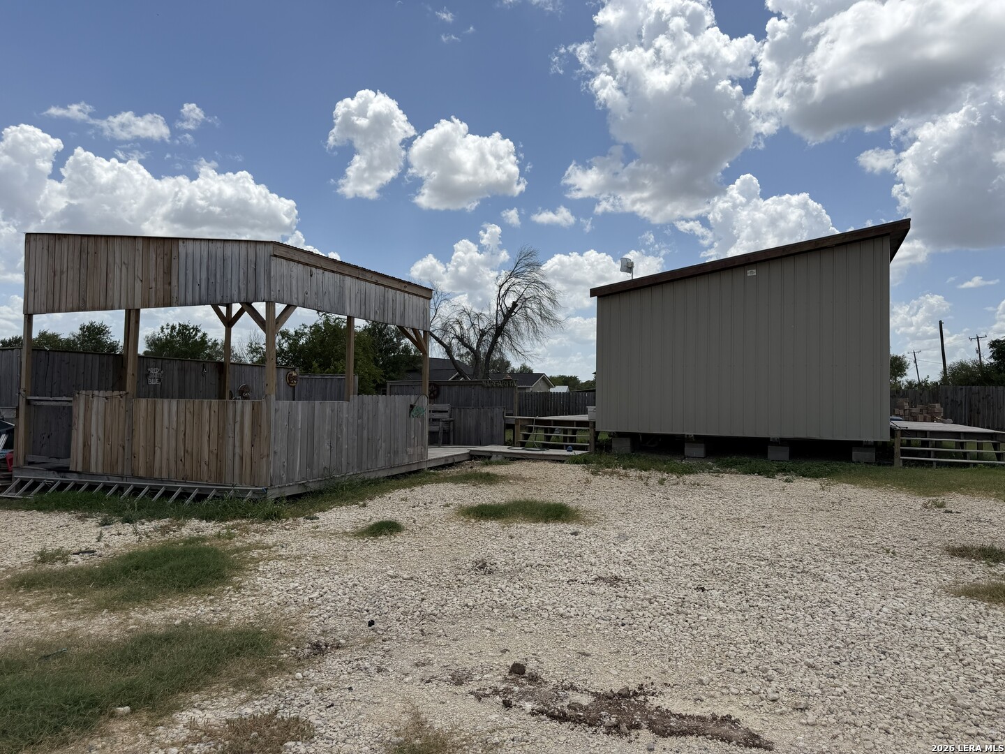 7002 County Road 4514, Devine, TX, 78016 | 1998845 | Realty Texas LLC