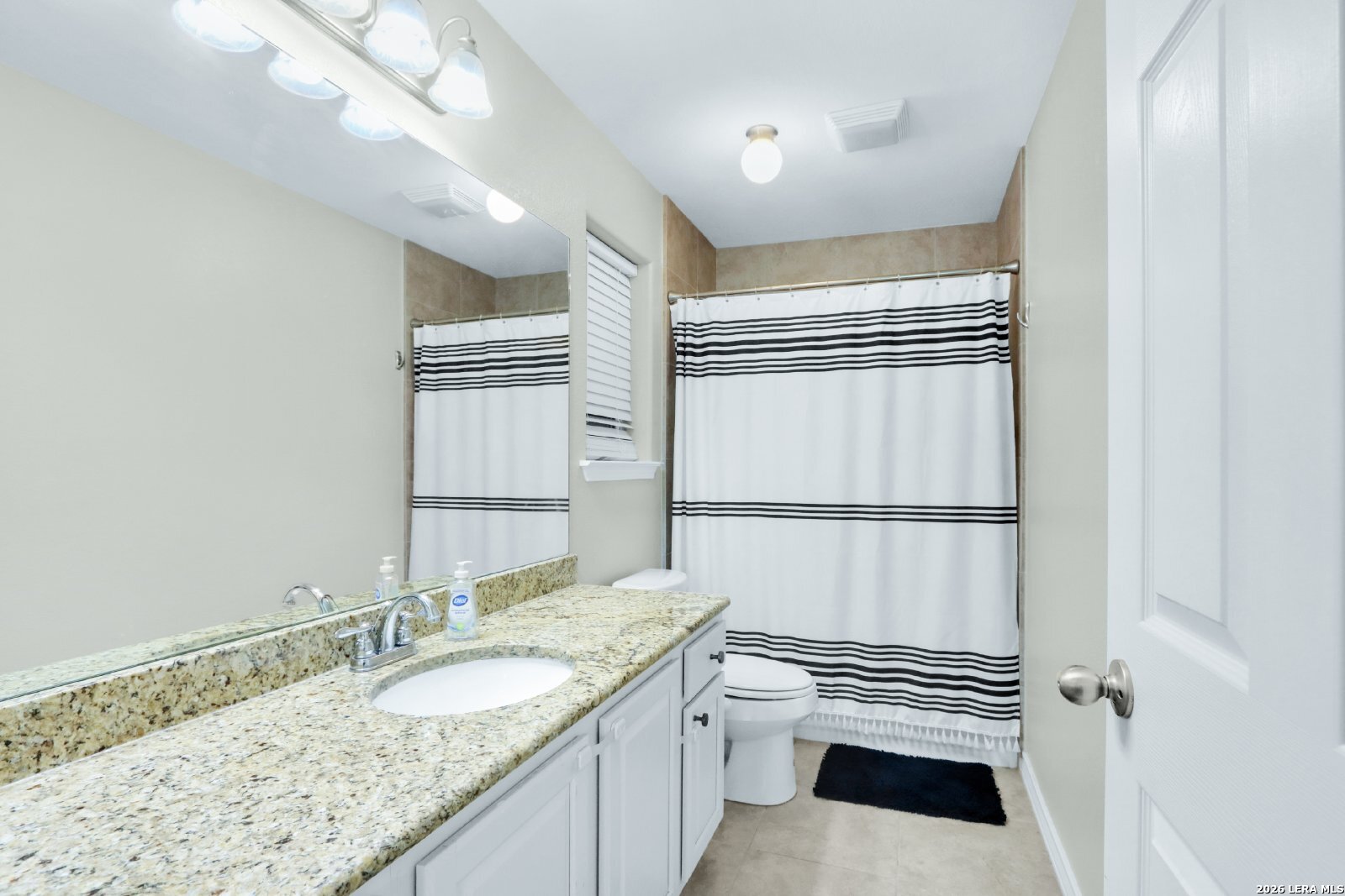 20051 SENIOR RD, Von Ormy, TX, 78073 | 2000411 | Realty Texas LLC