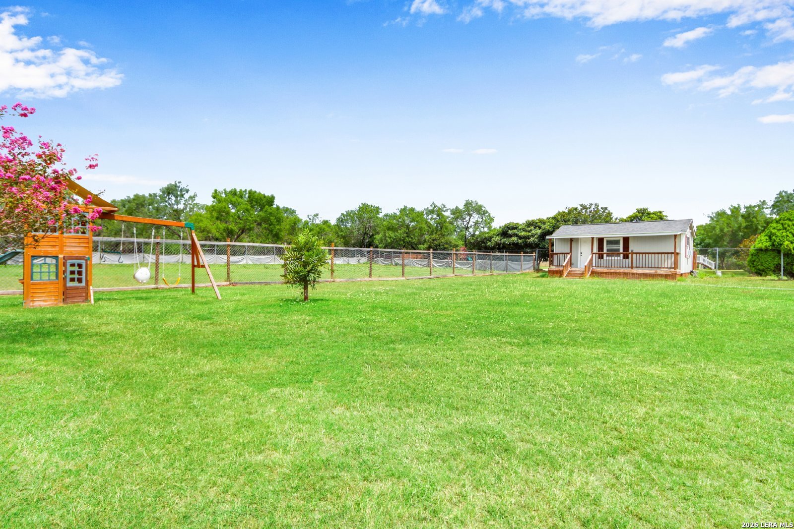 20051 SENIOR RD, Von Ormy, TX, 78073 | 2000411 | Realty Texas LLC