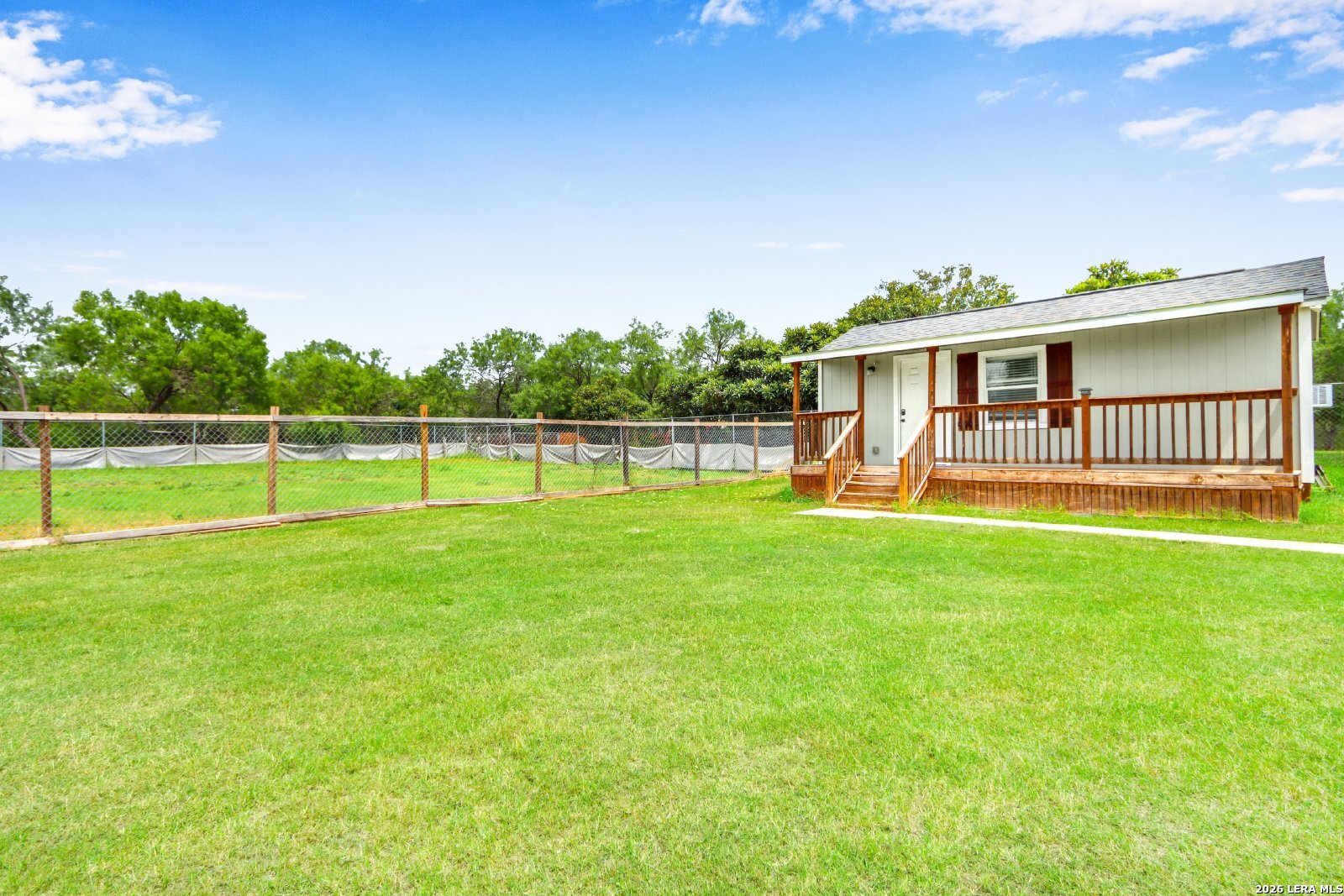 20051 SENIOR RD, Von Ormy, TX, 78073 | 2000411 | Realty Texas LLC