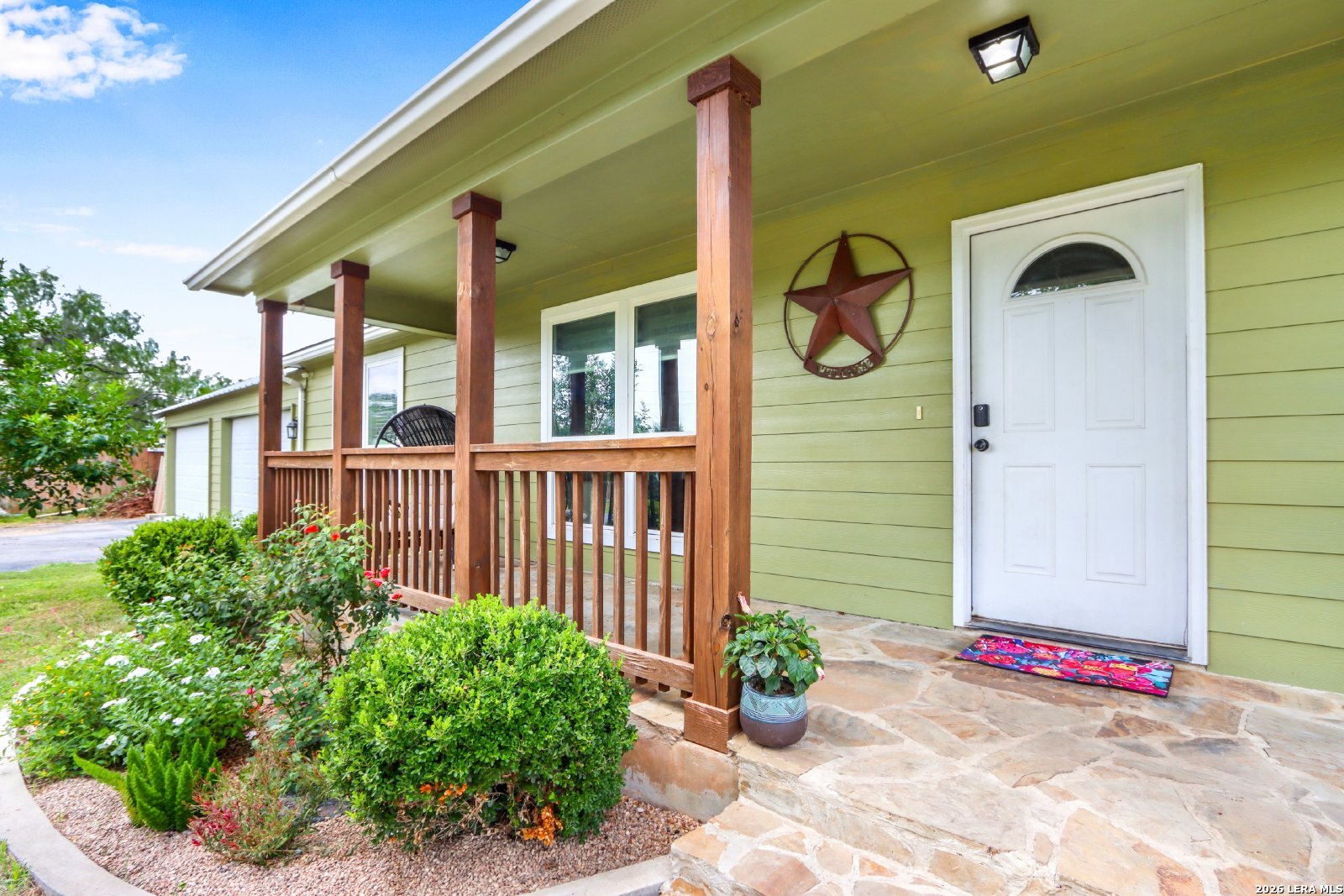20051 SENIOR RD, Von Ormy, TX, 78073 | 2000411 | Realty Texas LLC