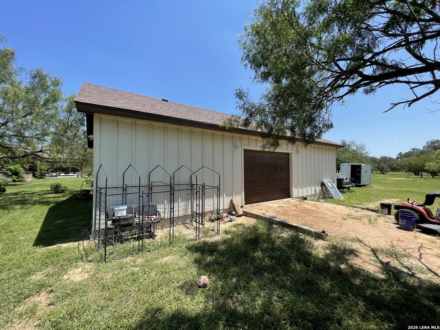 574 County Road 660, Devine, TX, 78016 | 2007154 | Realty Texas LLC