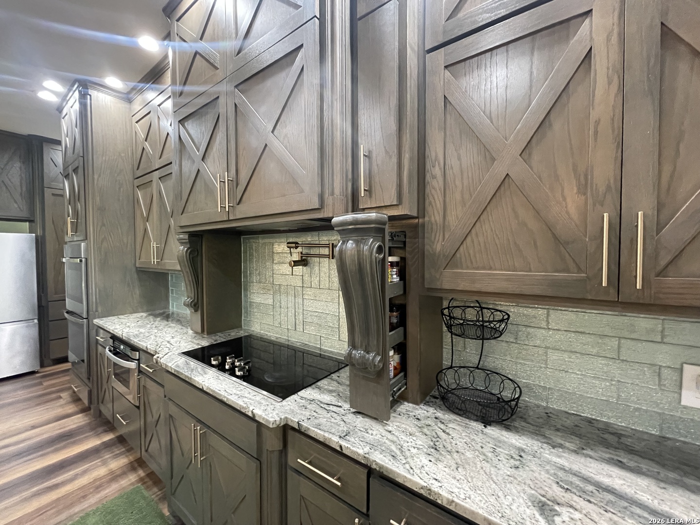 574 County Road 660, Devine, TX, 78016 | 2007154 | Realty Texas LLC