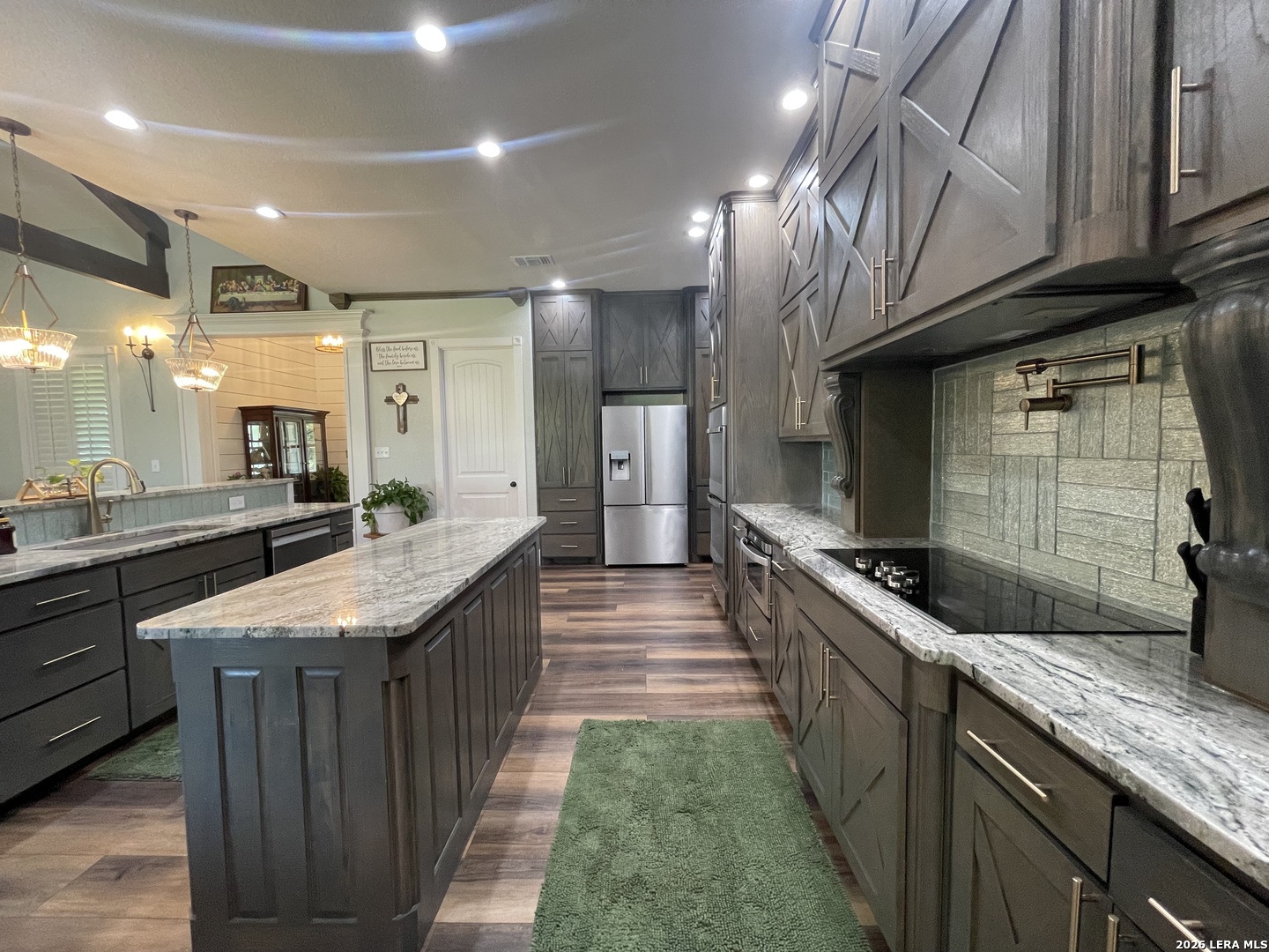 574 County Road 660, Devine, TX, 78016 | 2007154 | Realty Texas LLC